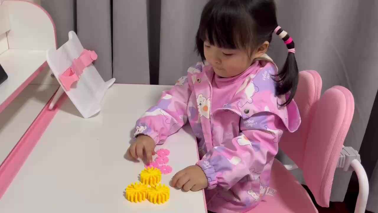 小A班2023.11.21艾琰茹—《按大小大小排序》