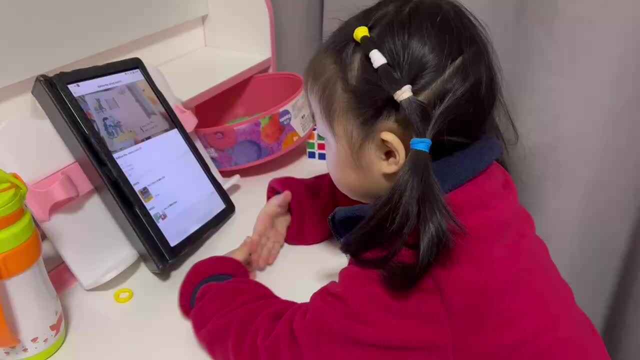 小A班2023.11.22艾琰茹—观看《One Was Johnny》