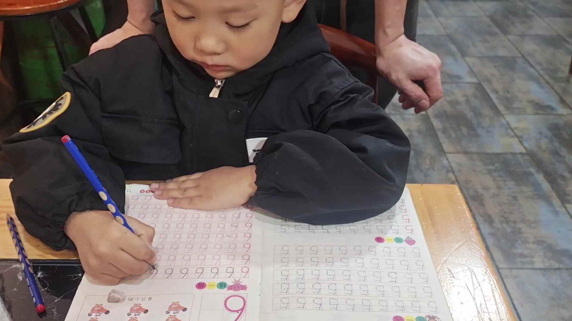 大B班王子扬写6