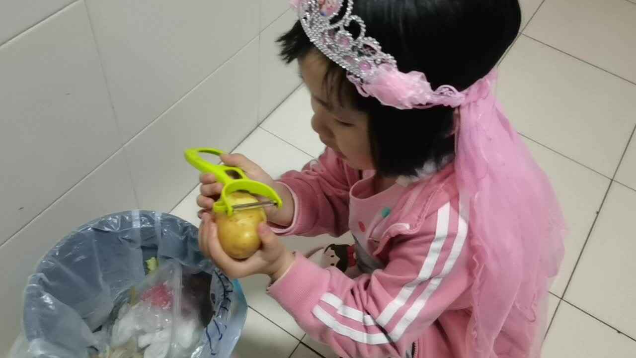 削土豆皮.mp4