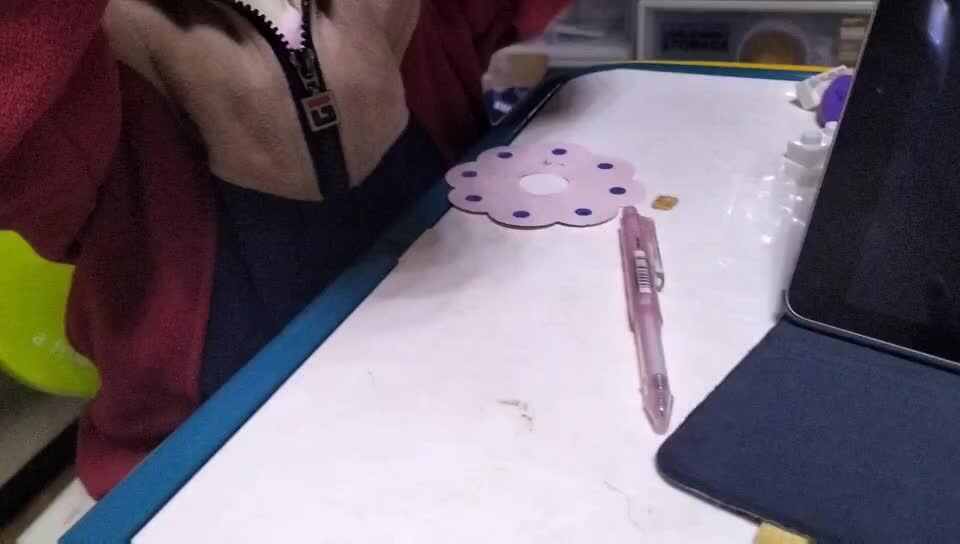 ⁣20231124中A于陈昱用勺子.mp4