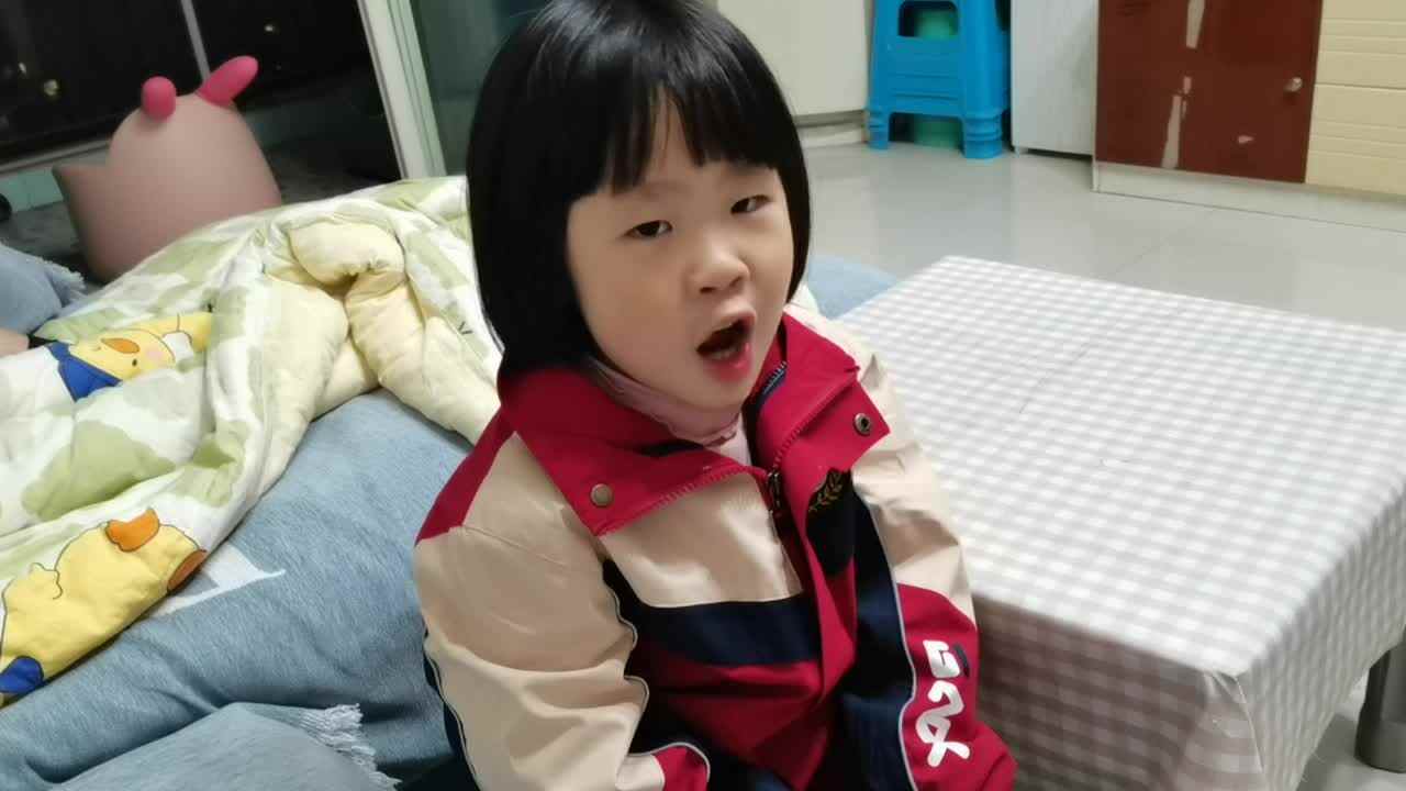 复习儿歌《丑态百出》.mp4