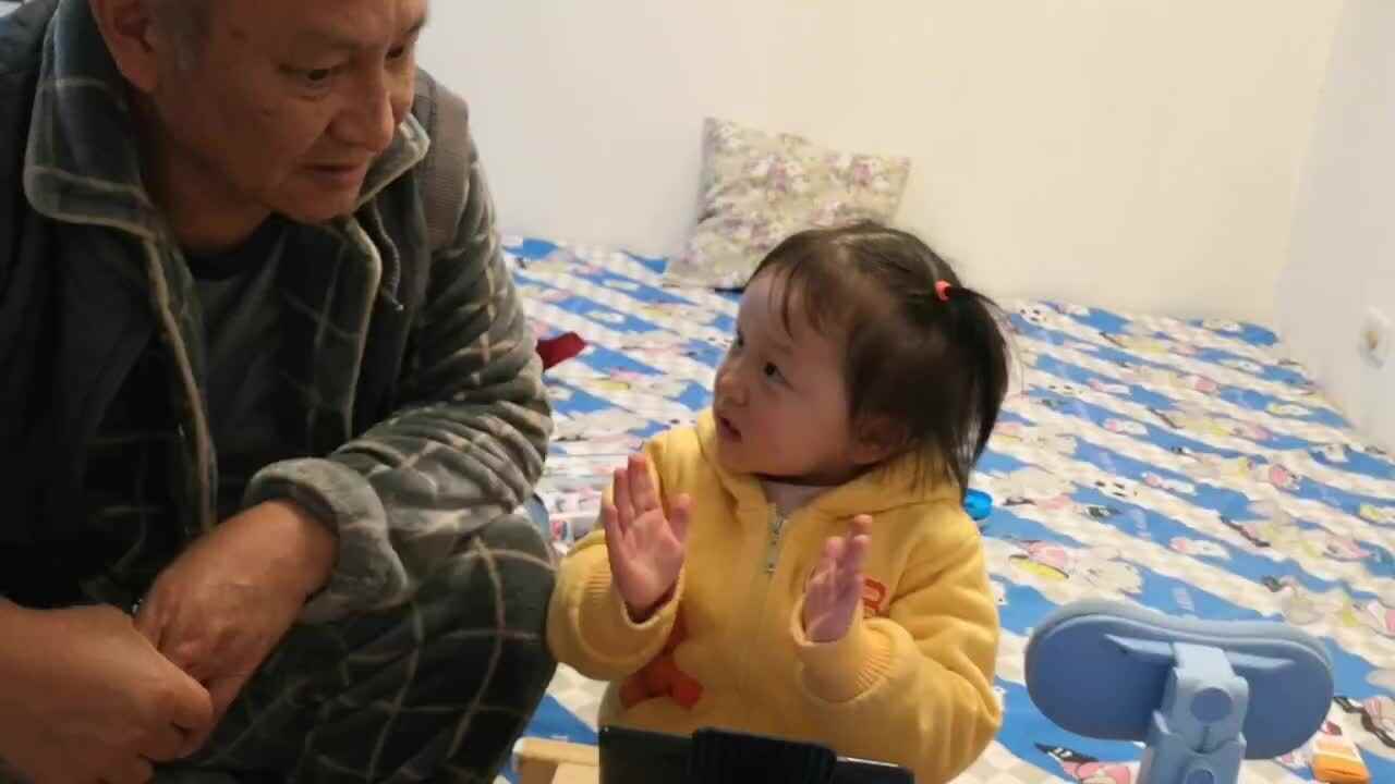 ⁣中A班李盈莹 讲述鹬蚌相争