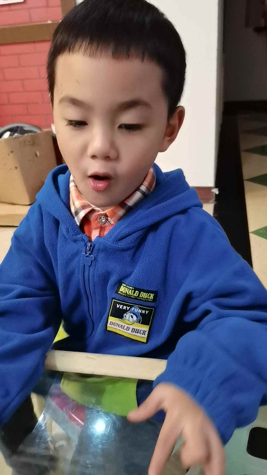 VID_20231128_192803.mp4