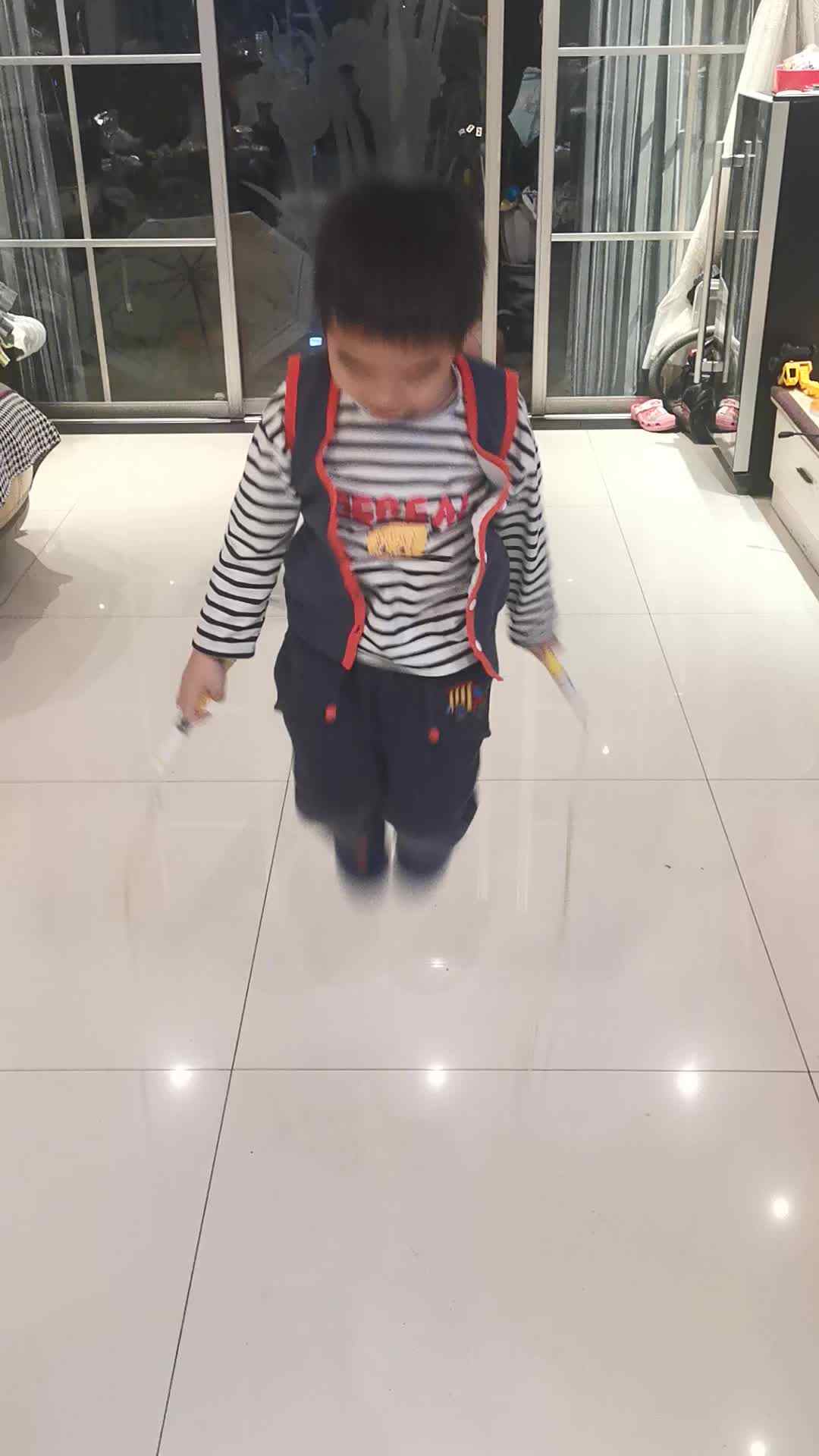 VID_20231103_195127.mp4