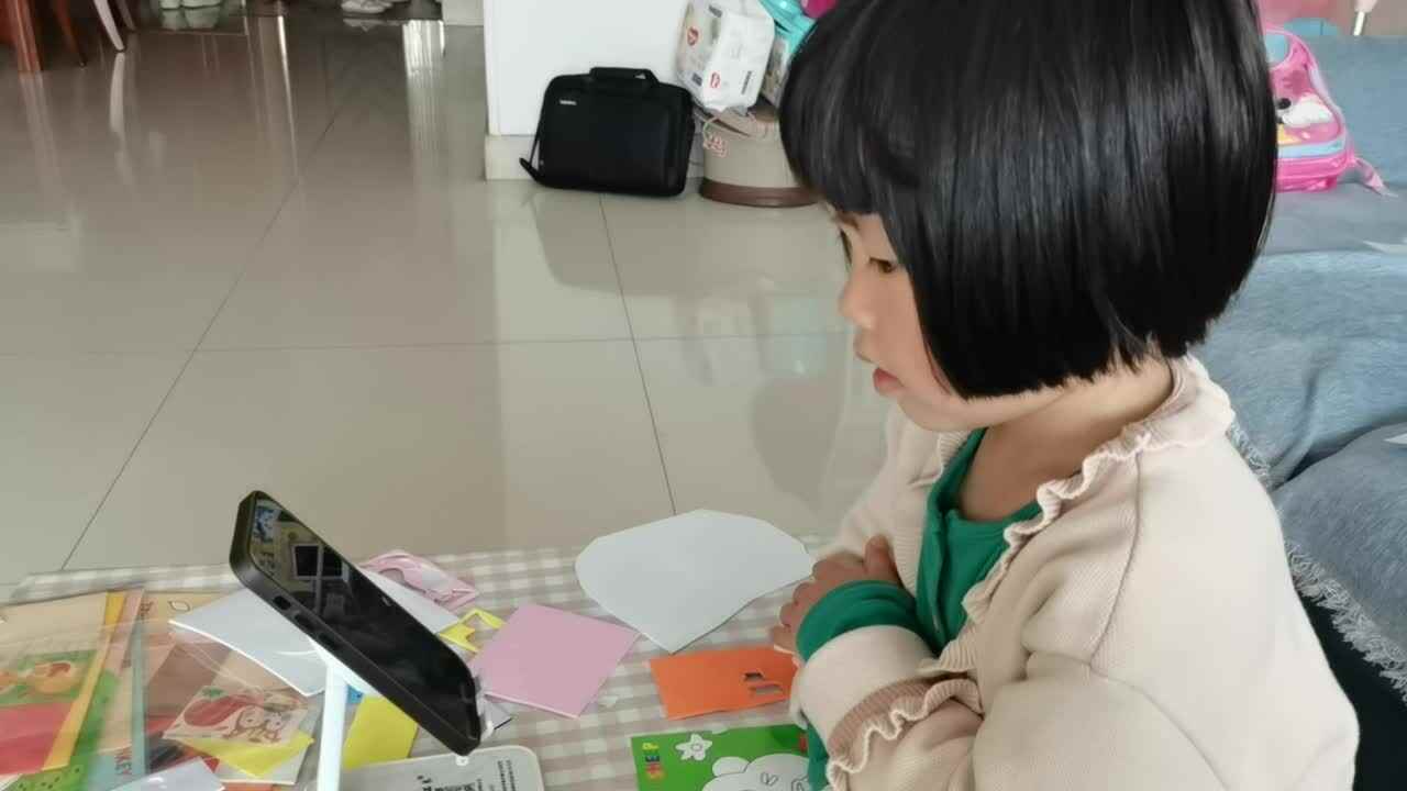 观看《黄水国家森林公园》.mp4