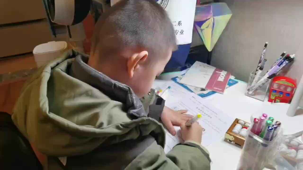 f92c1b435af0e7aeb1829364b2273fa9.mp4