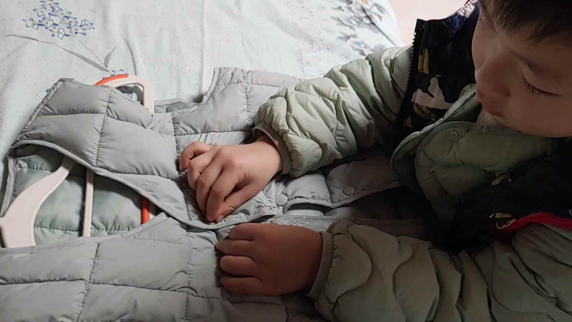 ⁣2023.11.30大B班 ⁣晾衣服