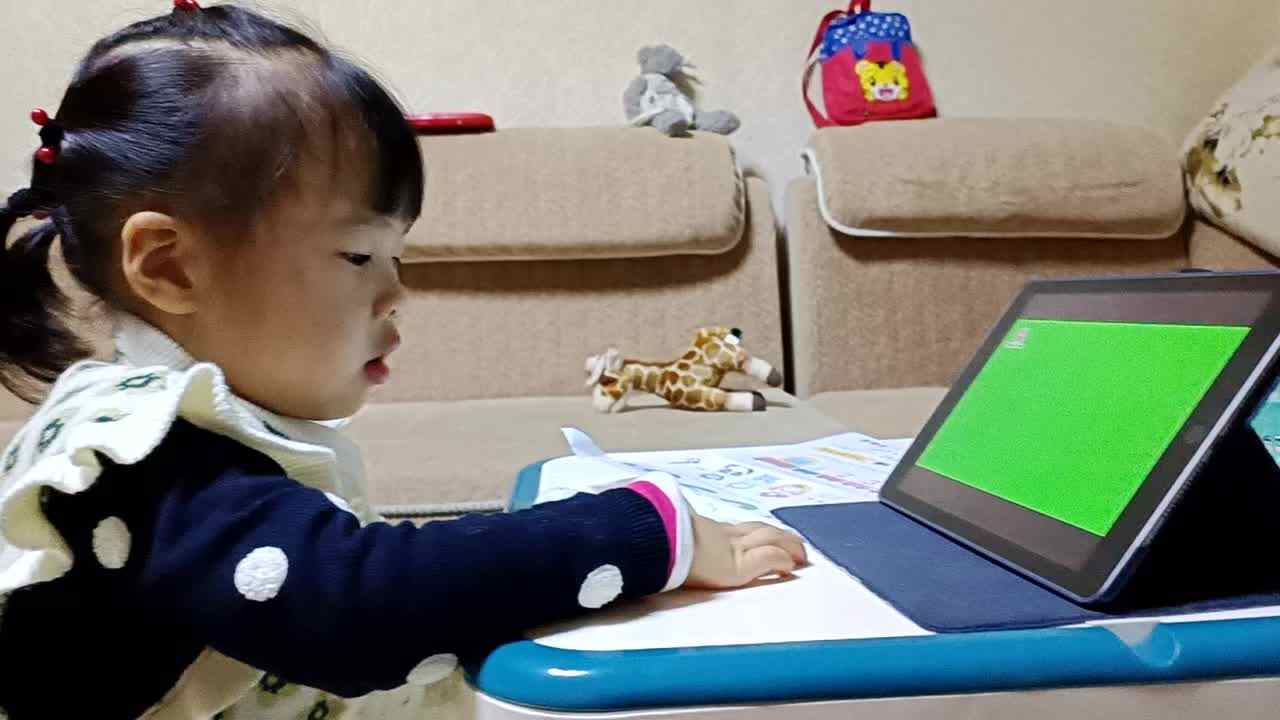 ⁣20231114中A于陈昱跟唱shapes.mp4