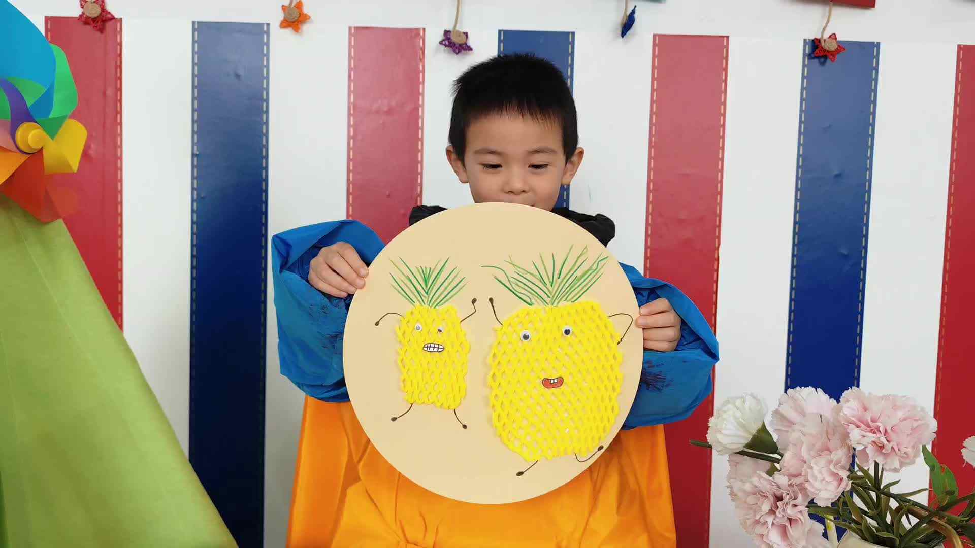 美工作品——《调皮的菠萝》（刘倬宇）