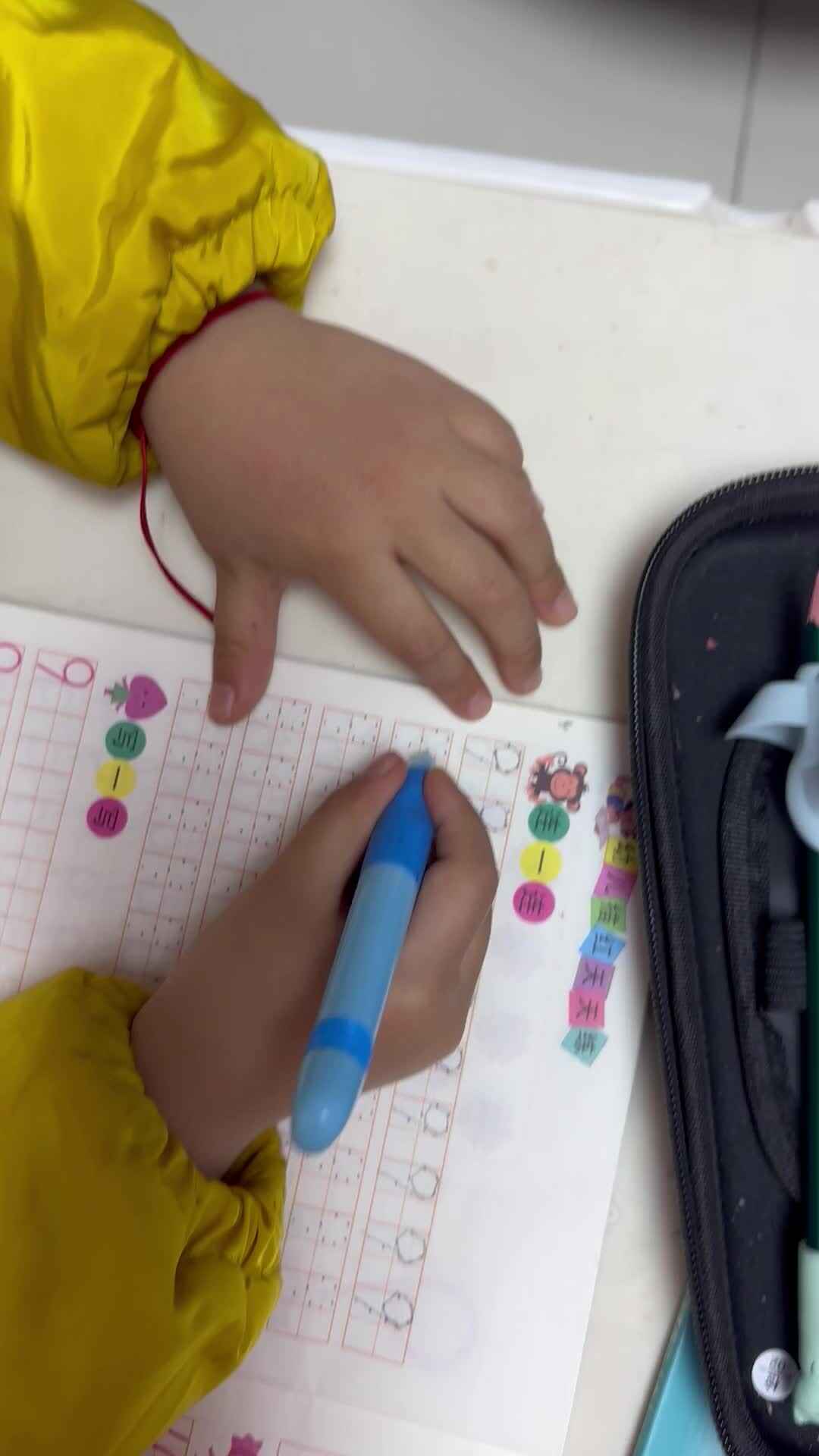 2023.12.7李梓睿数字9描红