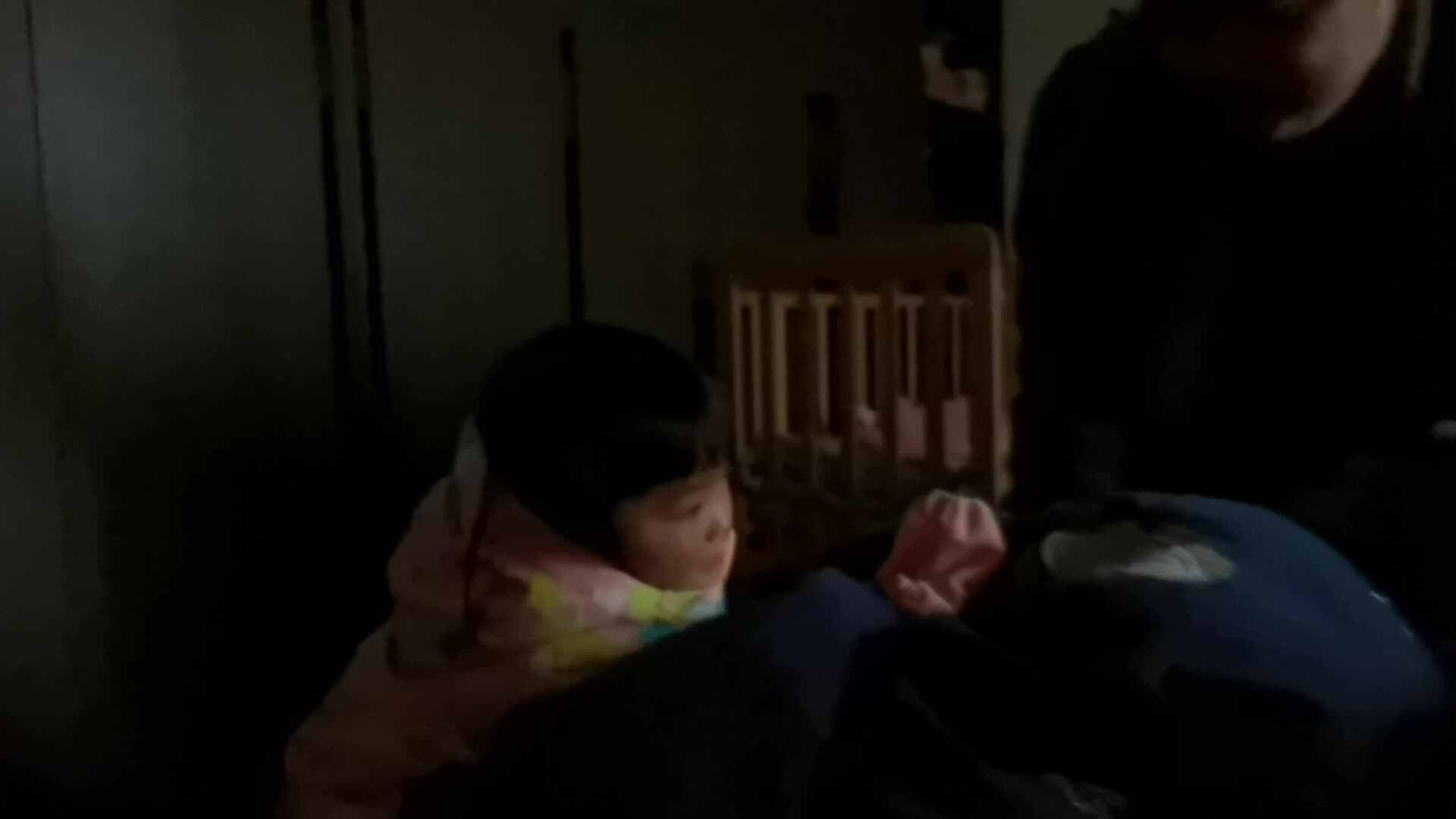 背诵古诗《独坐敬亭山》