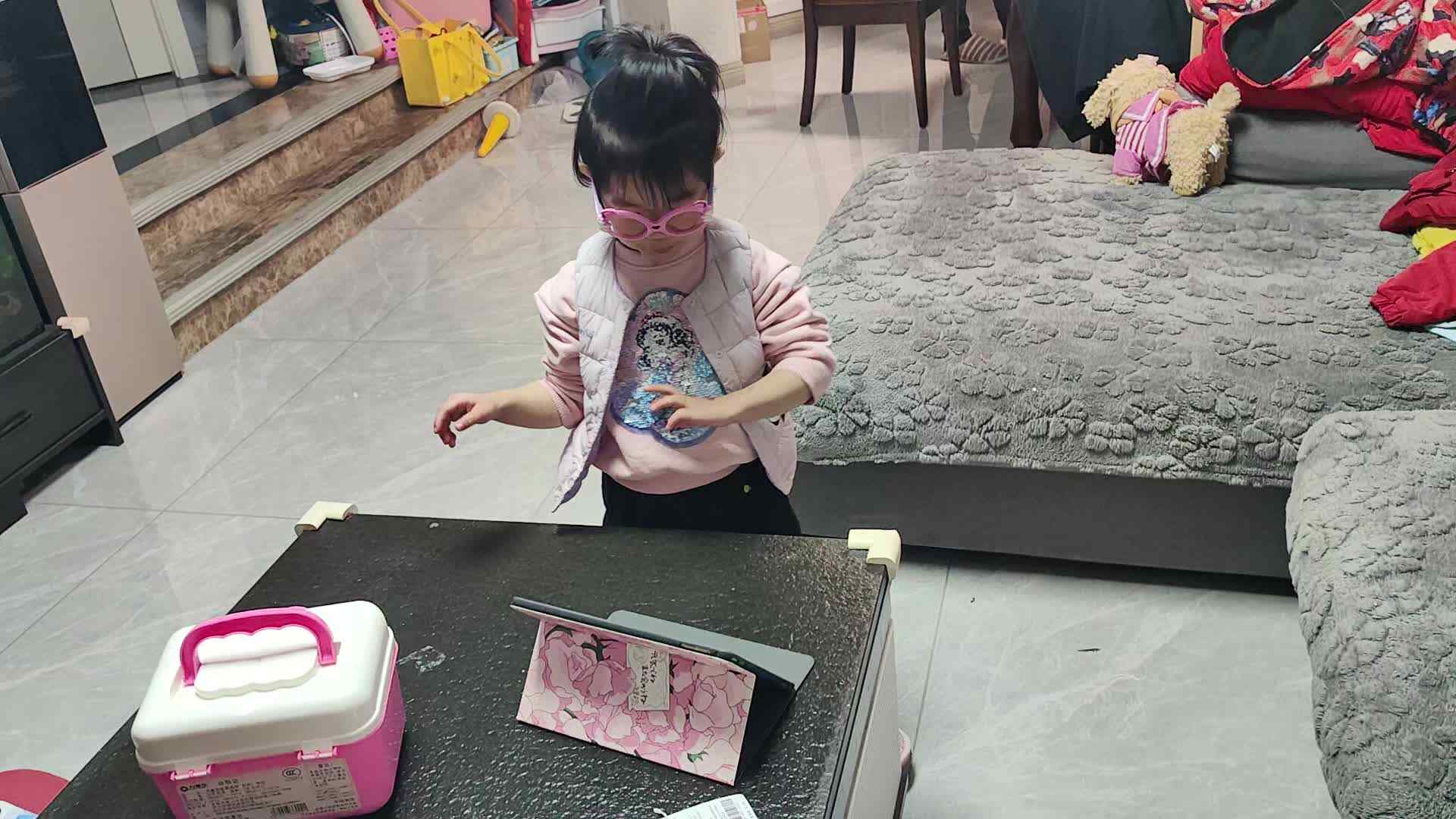 中B班徐子伊跟跳小老虎