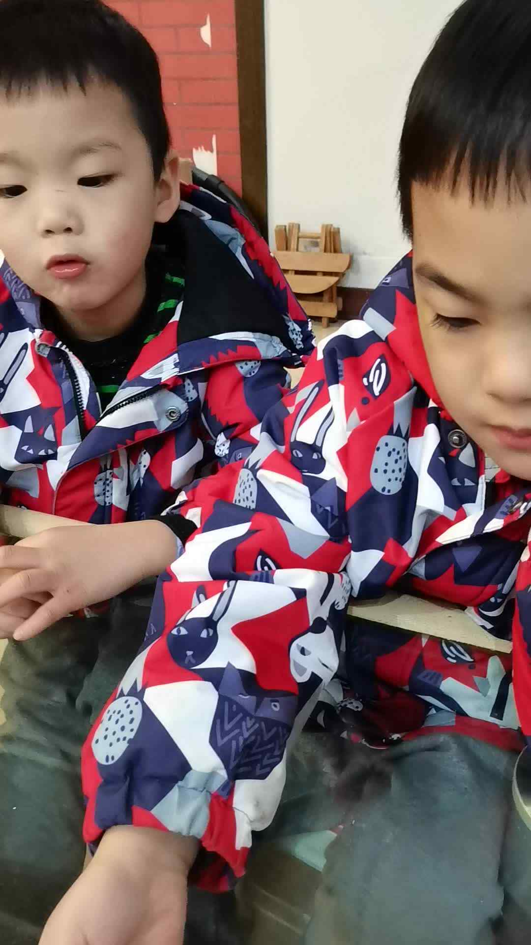 VID_20231217_195029.mp4