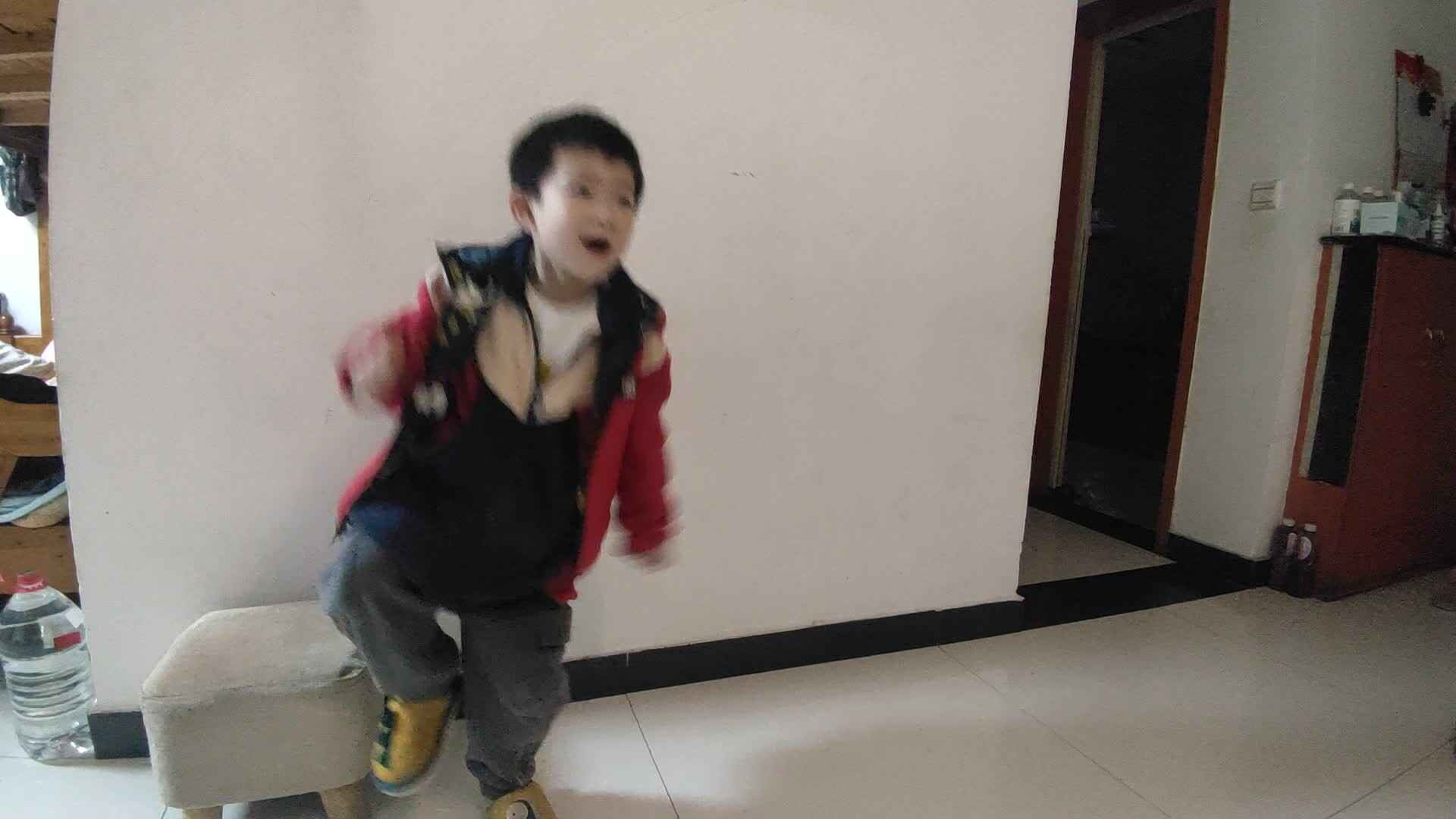 2023.12.10大B班  单脚跳