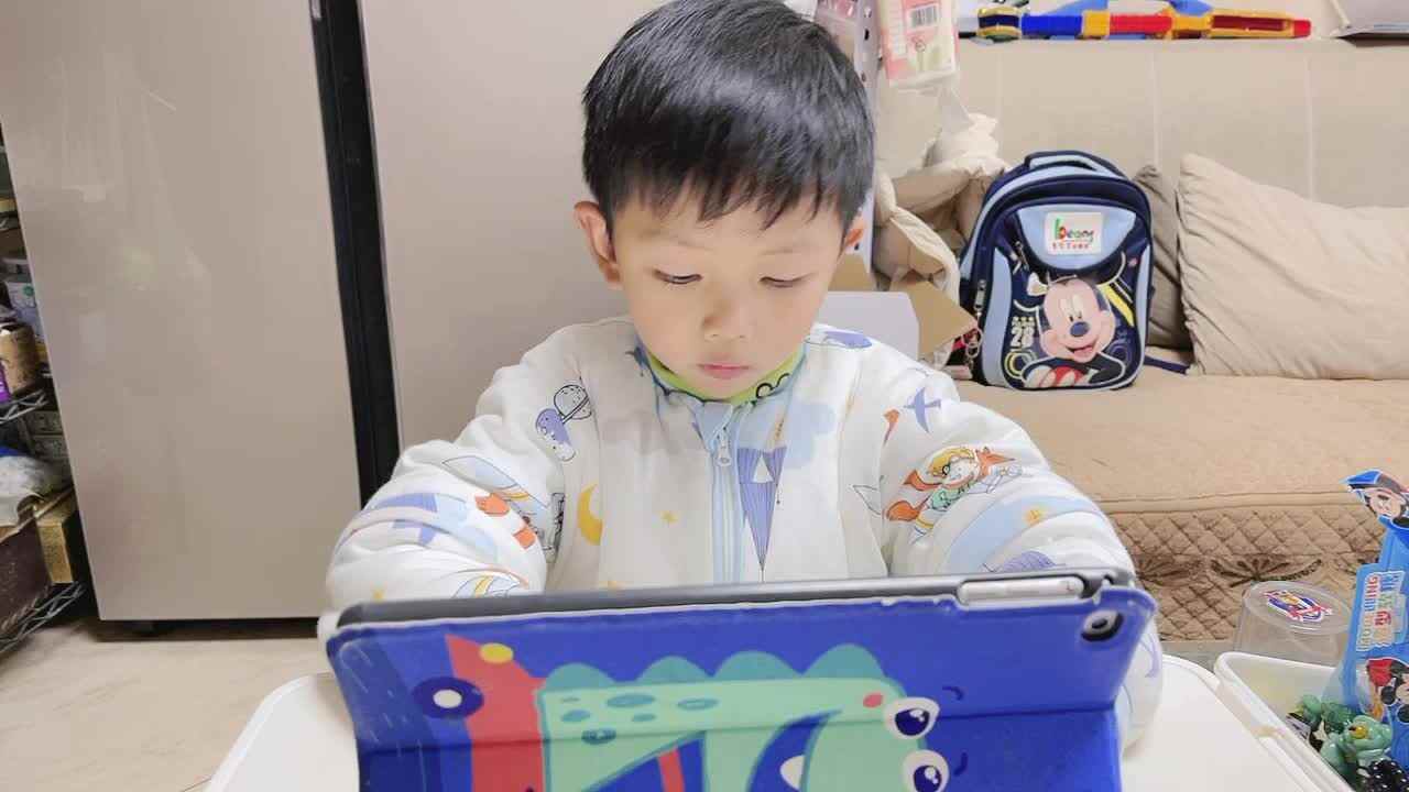 2023.12.6观看英文视频《Sports》