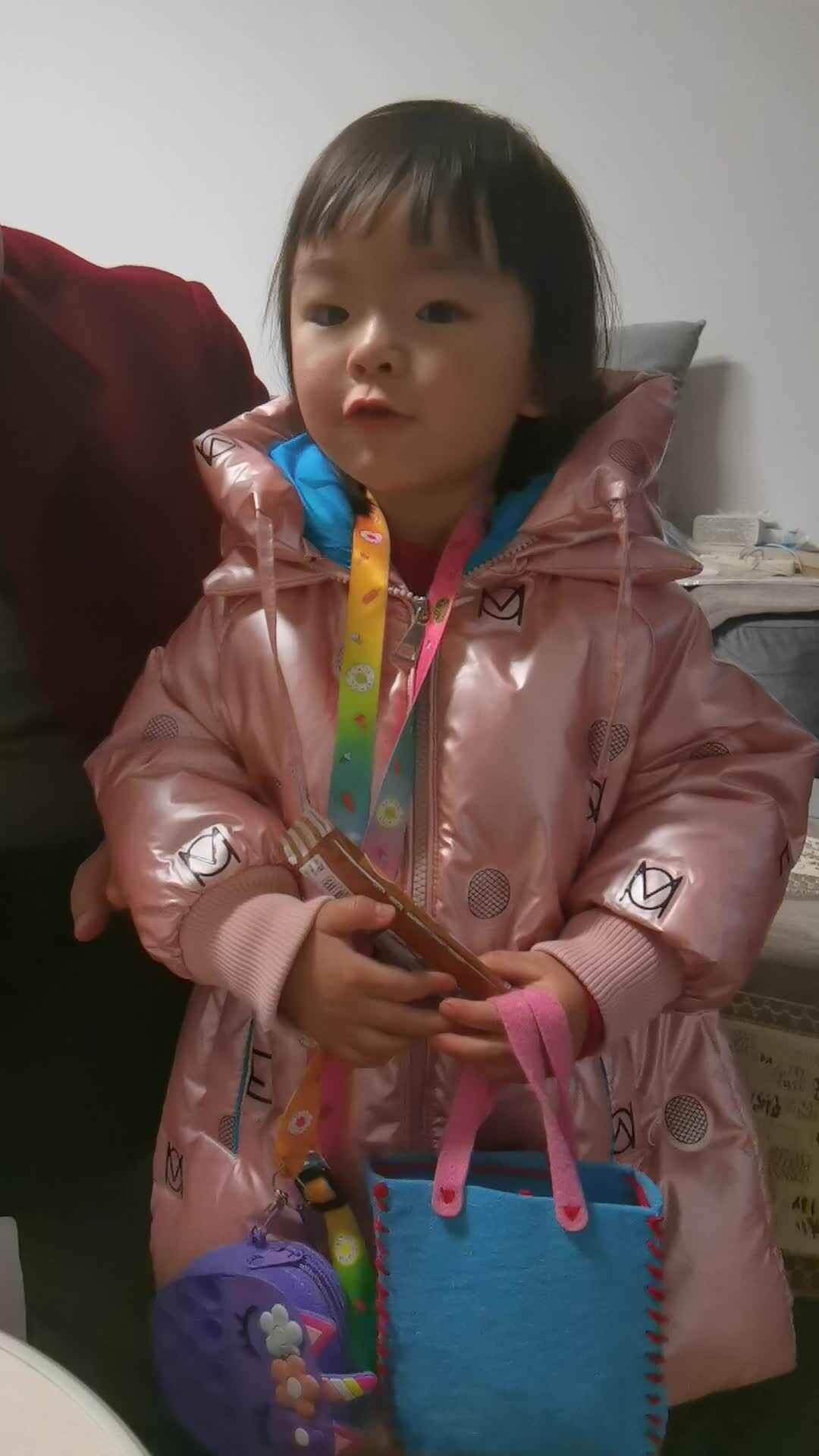 背诵古诗《初春小雨》