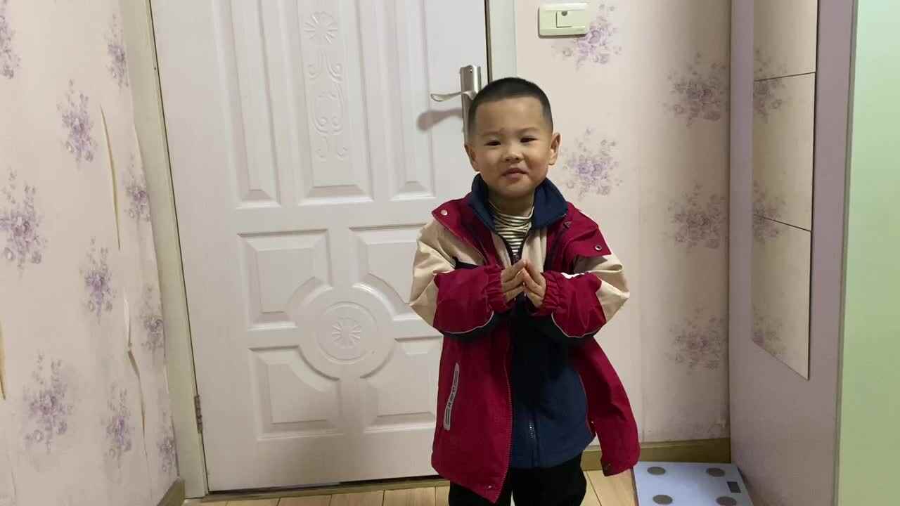 l 中B班吕子垚音舞表演（糖果屋里的小老虎）20231206