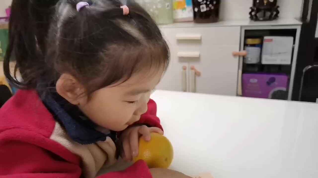 中b班宁汐言识读《大、小、个、山、日》