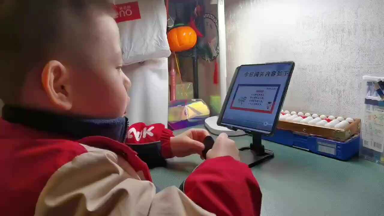 12a97e62de2f87ffa989a3cdbfc3ab1d.mp4