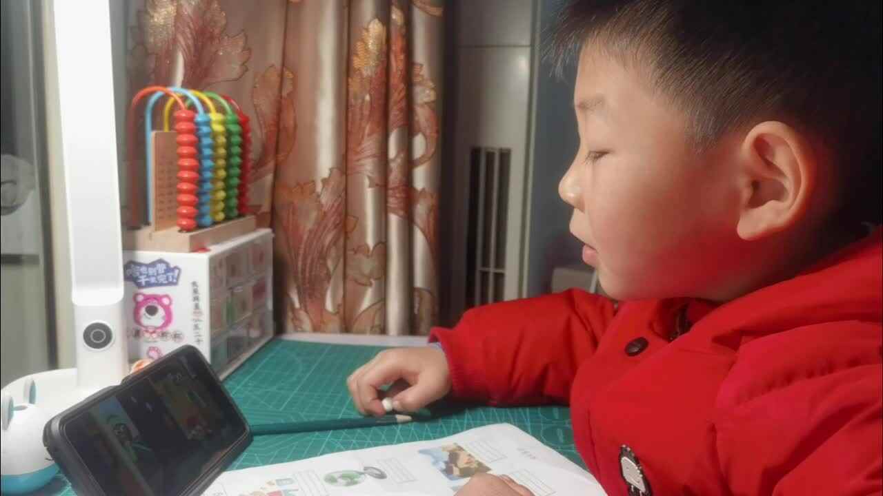 跟唱儿歌Put On Your Shoes.mp4