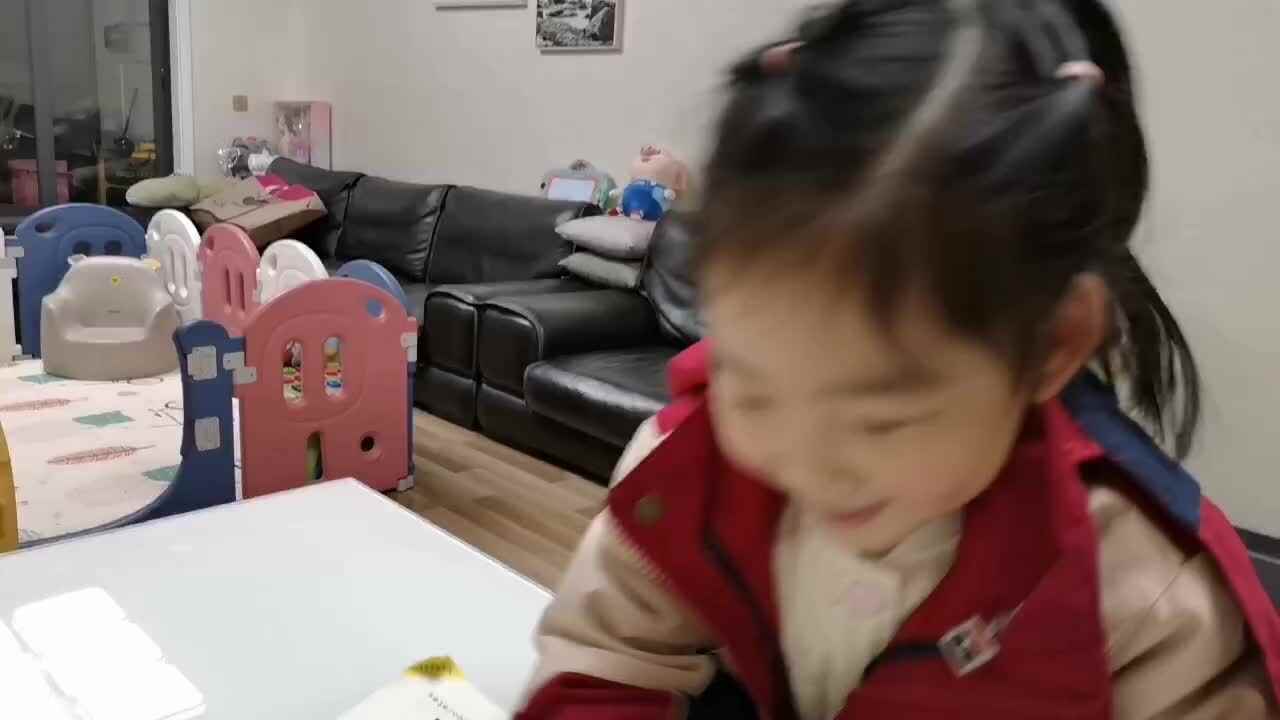 中 B 班宁汐言指读《彩虹桥》.mp4