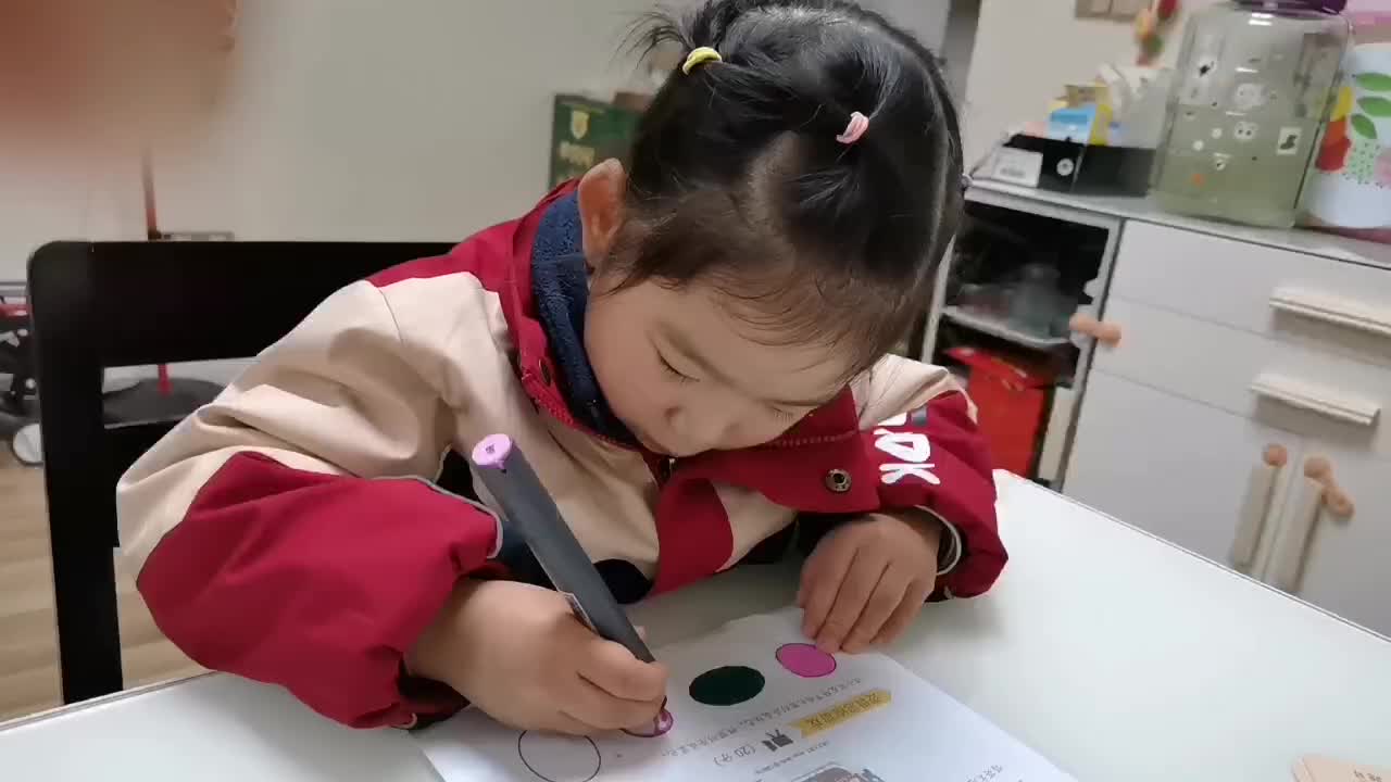 中b班宁汐言涂色