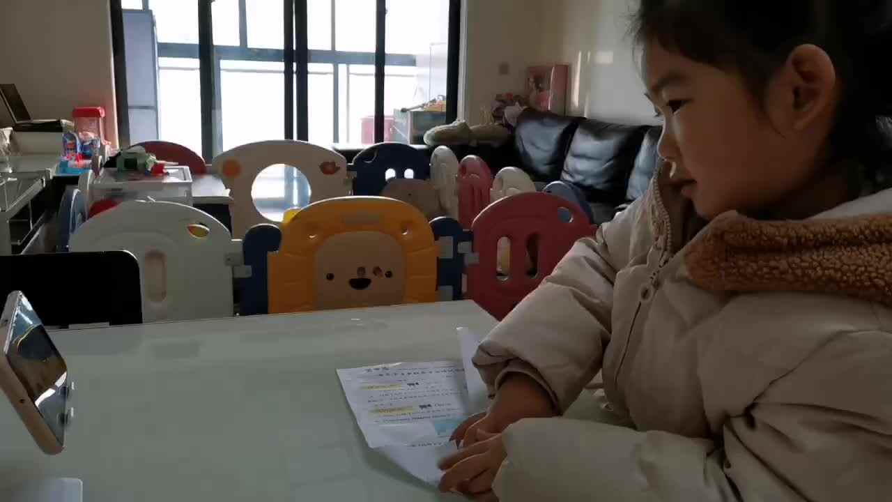 中 B 班宁汐言英语跟读.mp4