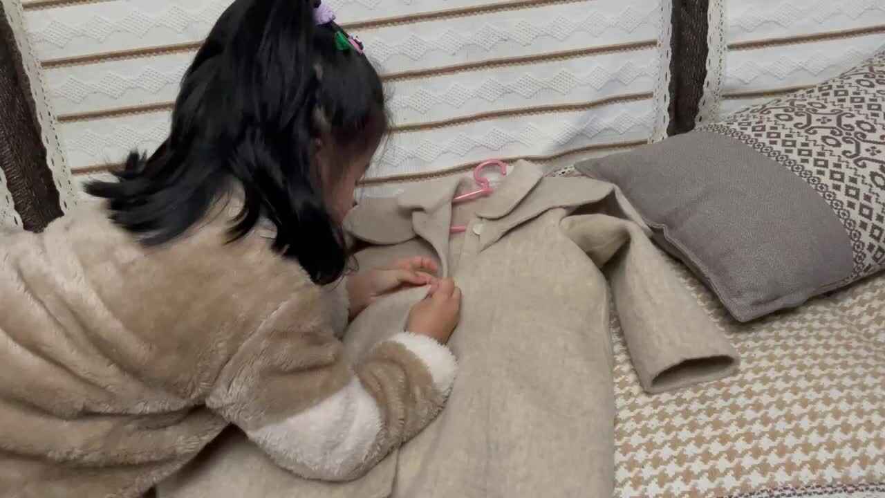 练习扣扣子和解扣子