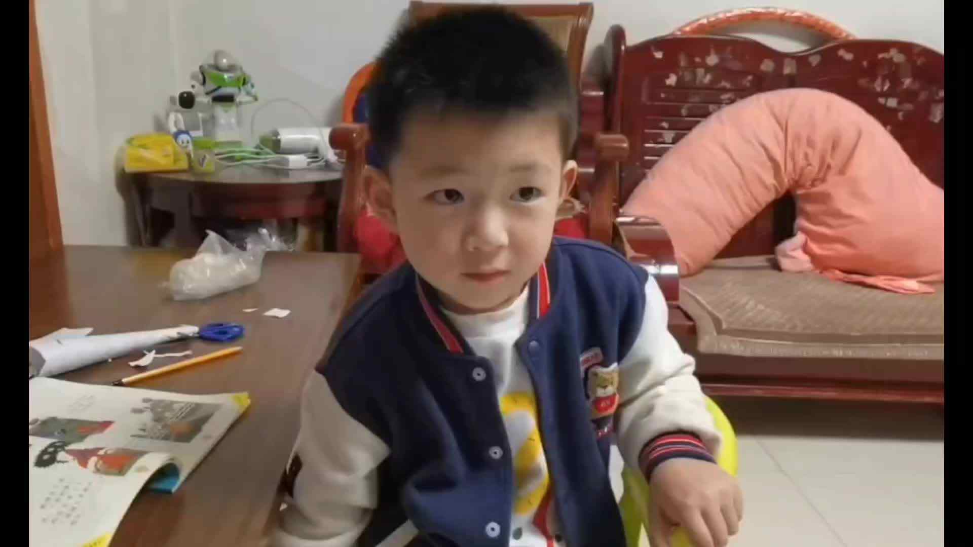 ⁣⁣⁣⁣⁣⁣2023.12.11大B班  棉花糖脆脆