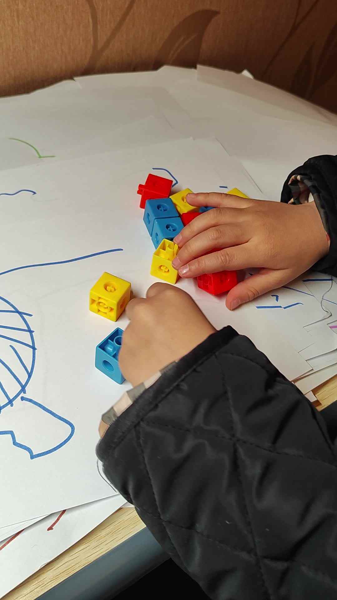 中b班刘倬宇排列组合abababVID_20231205_204549.mp4