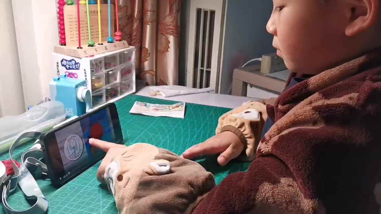 看绘本 let's play basketball.mp4