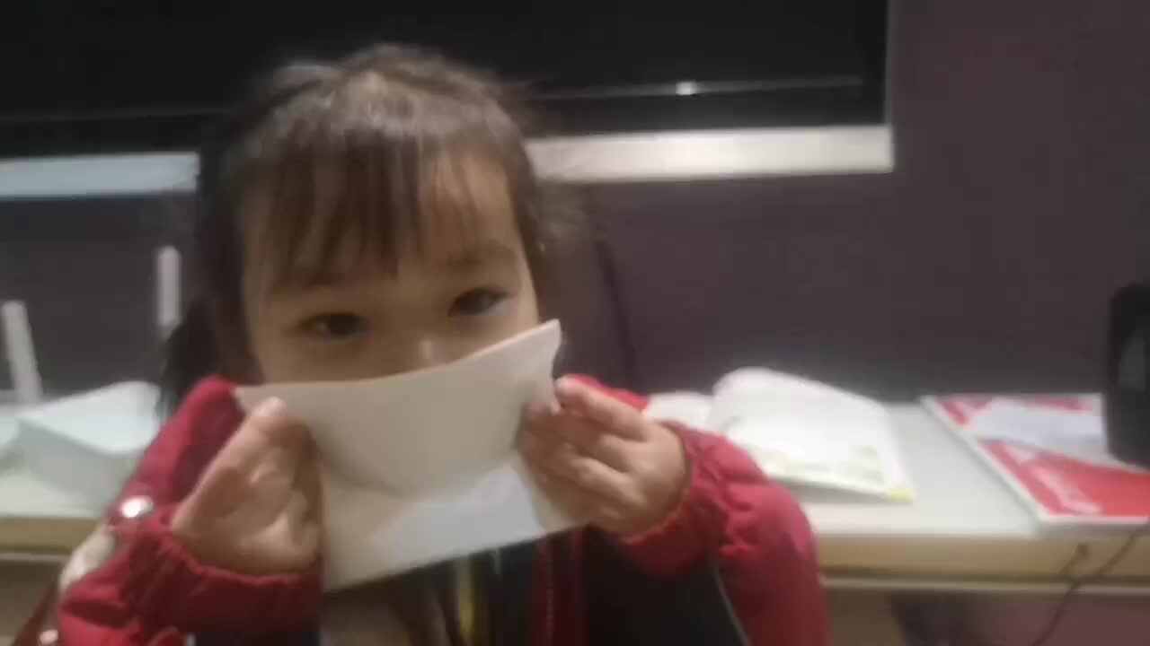 2023.12.25擦嘴巴.mp4