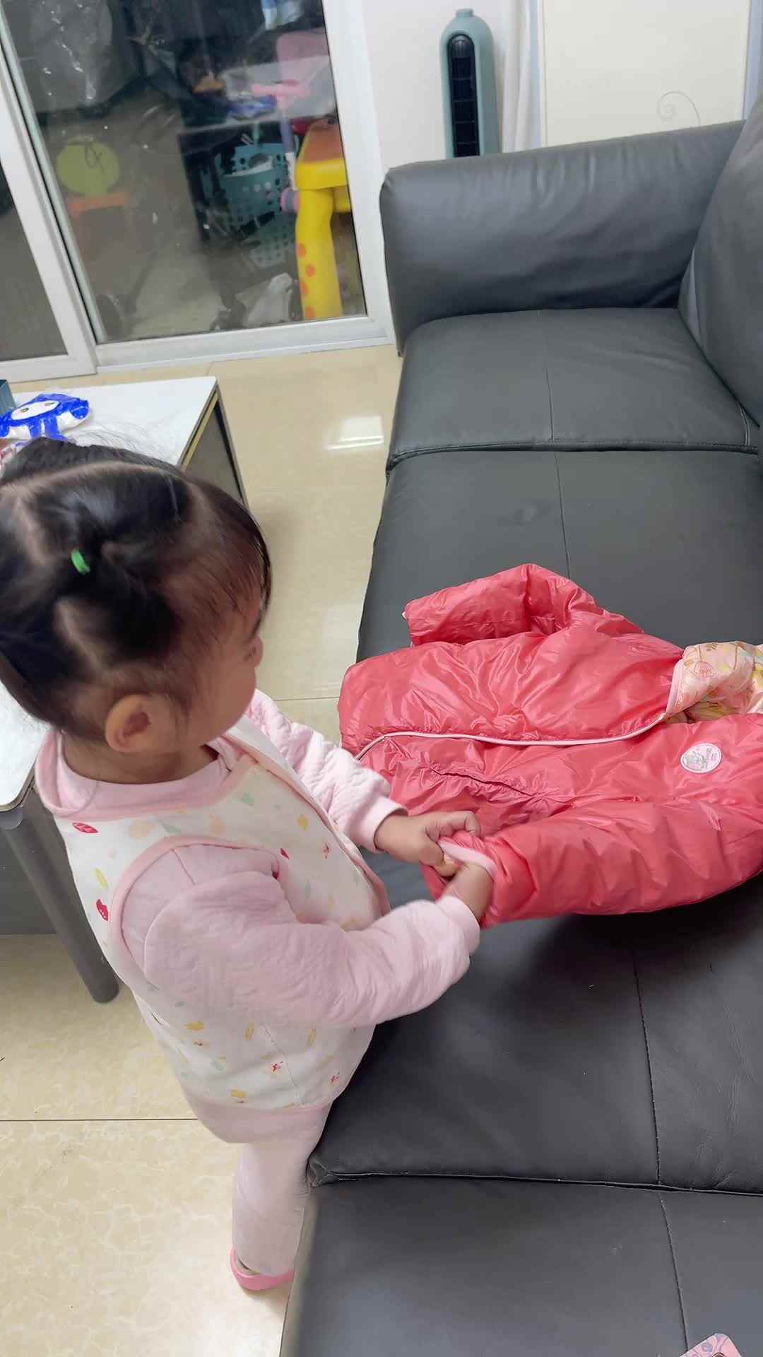 中B班 李曦蕊 练习翻衣袖