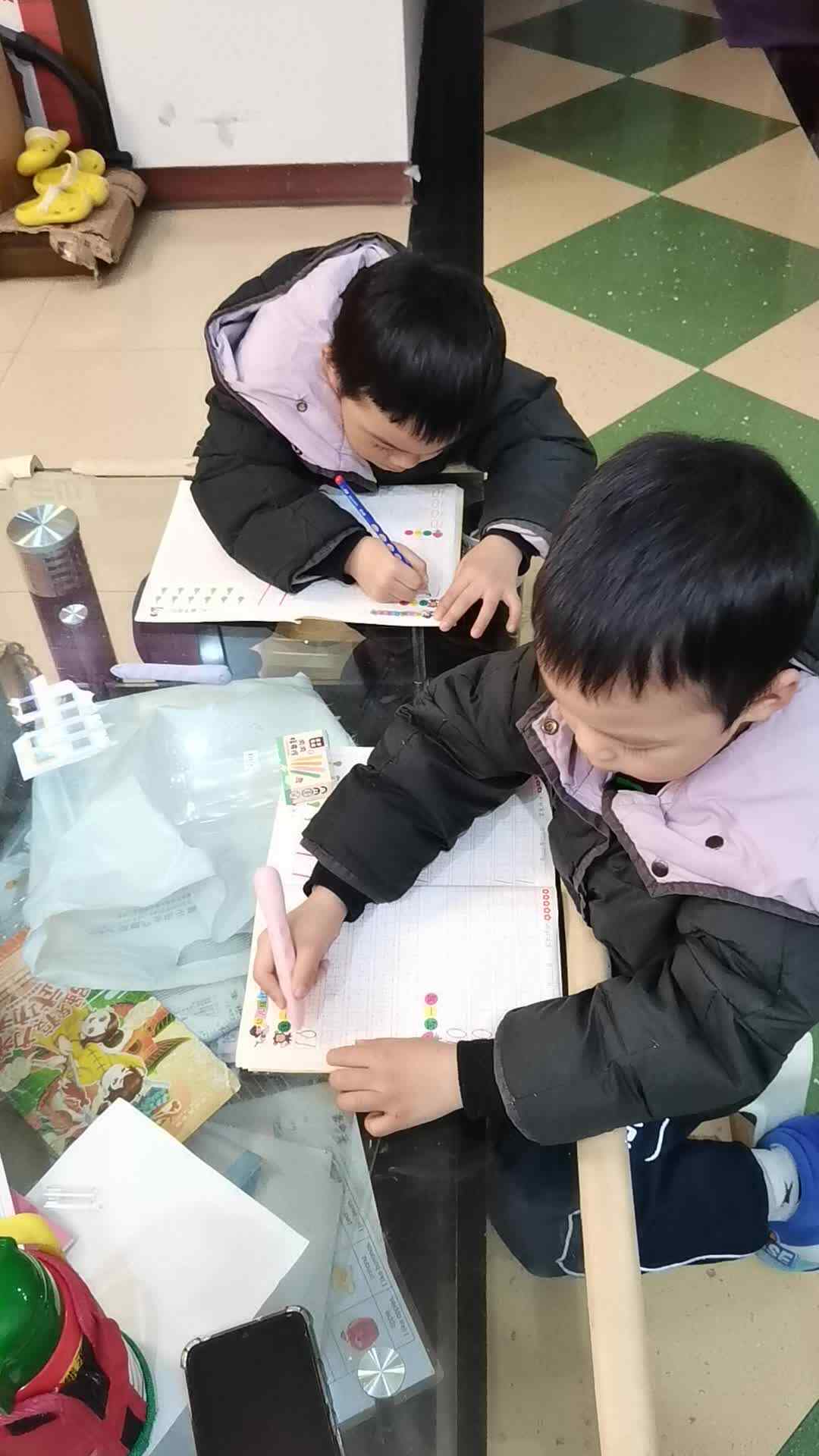 VID_20231223_175727.mp4