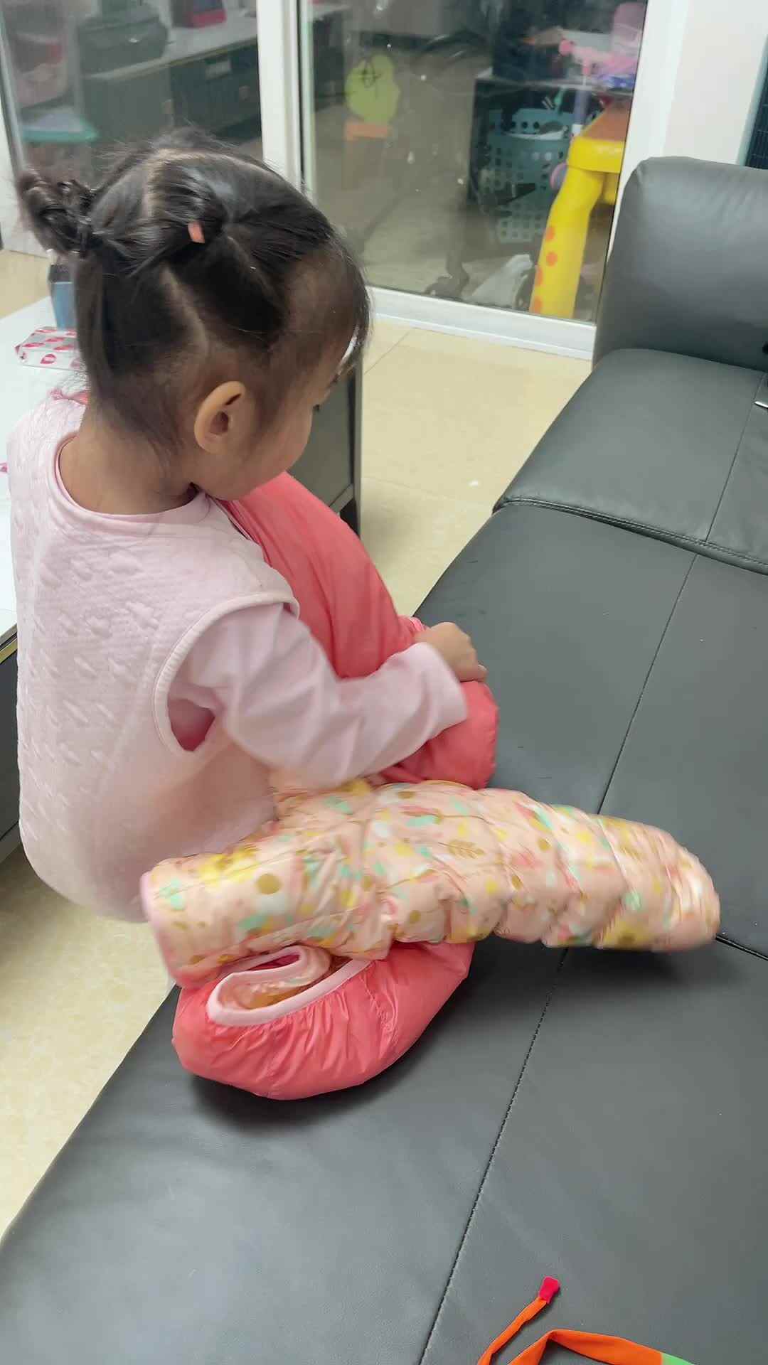 中B班 李曦蕊 练习翻衣袖