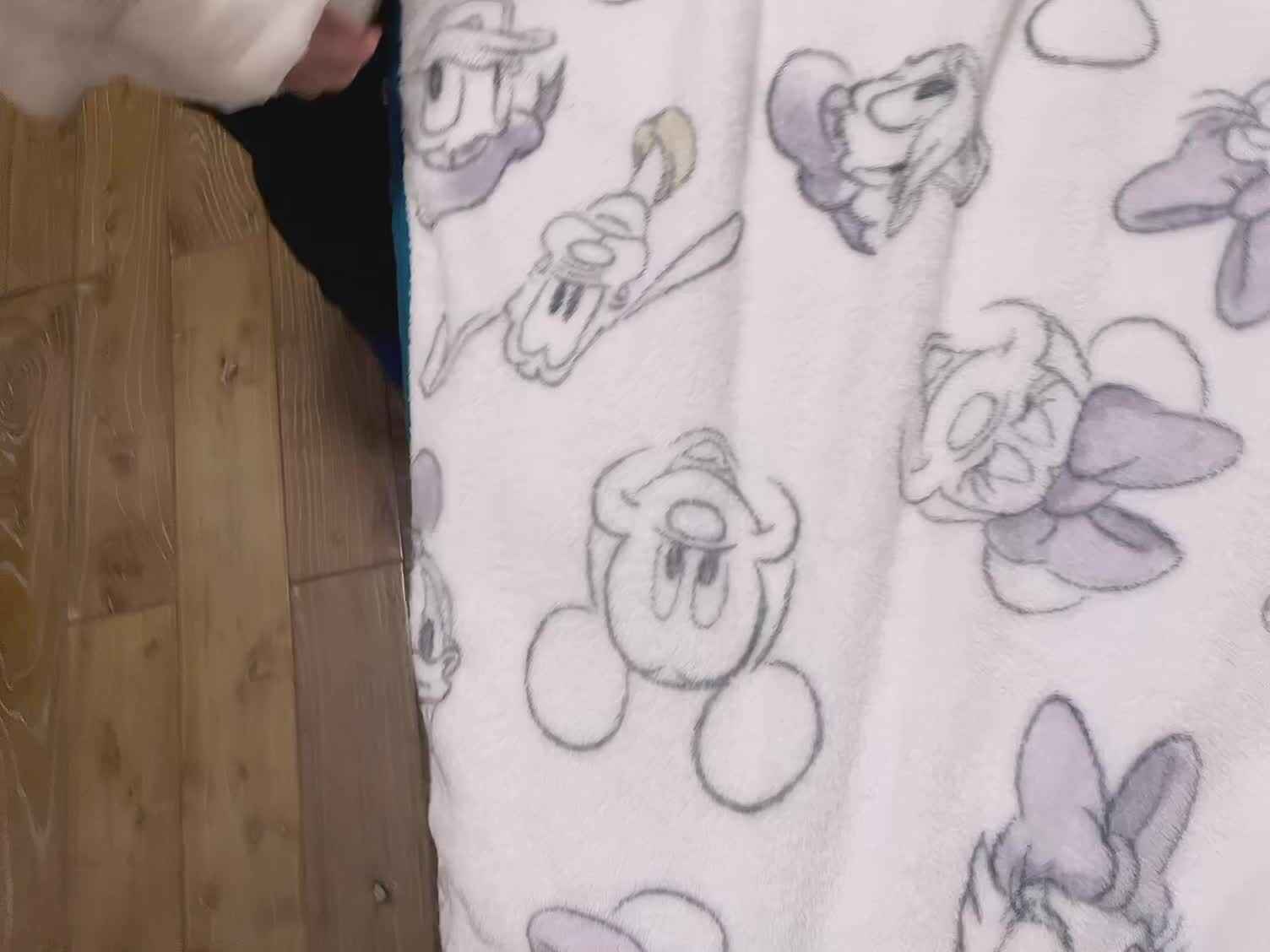 大B班蒲依诺2024.1.9日练习(叠被子).mov