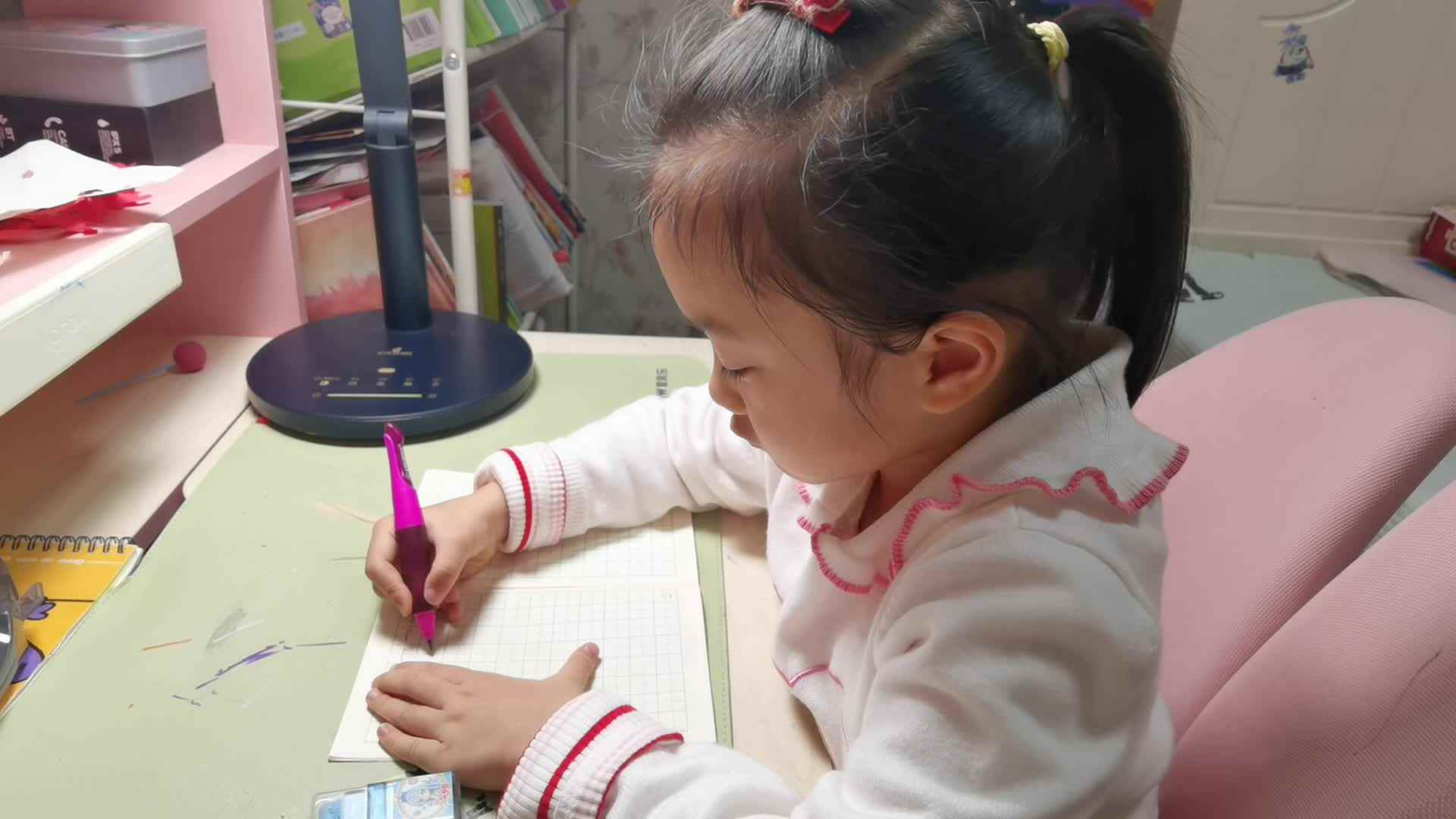 VID_20240110_书写汉字《皮》.mp4