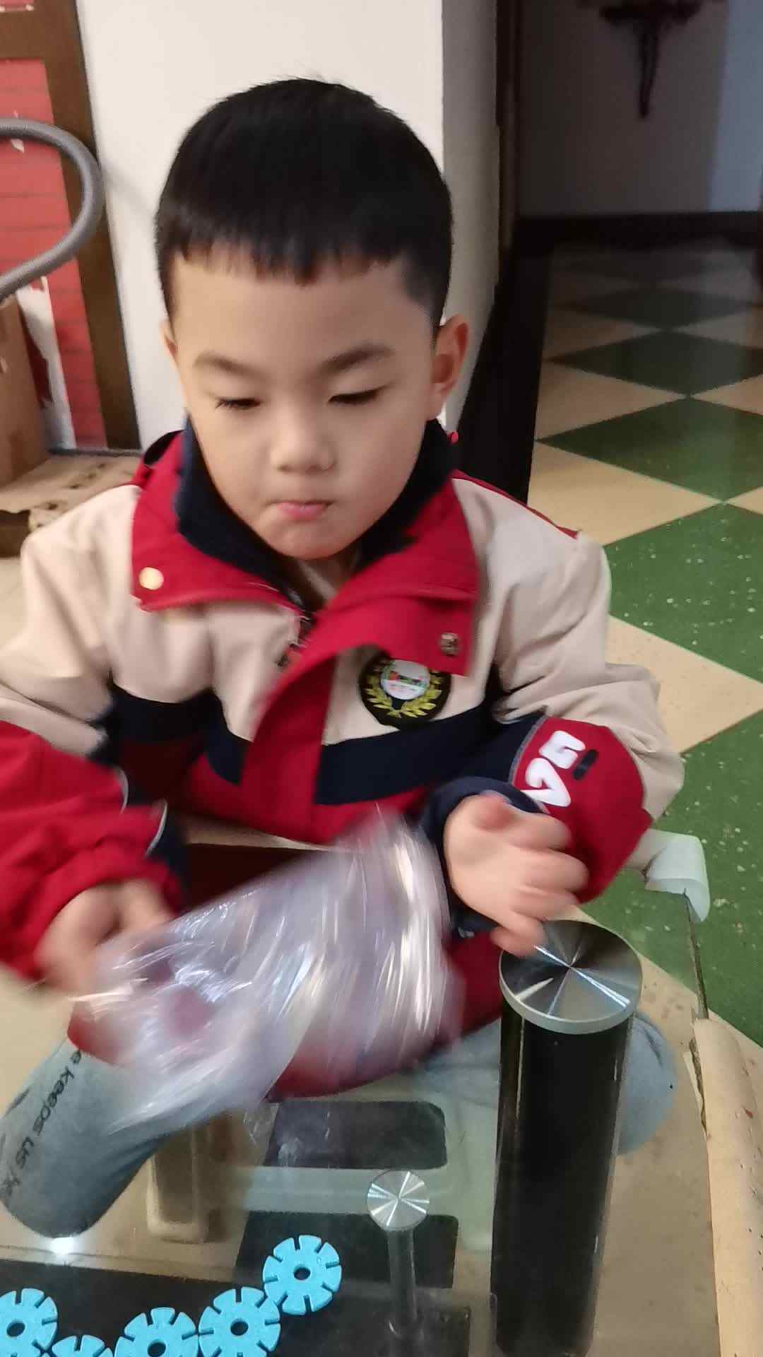 VID_20240108_194021.mp4