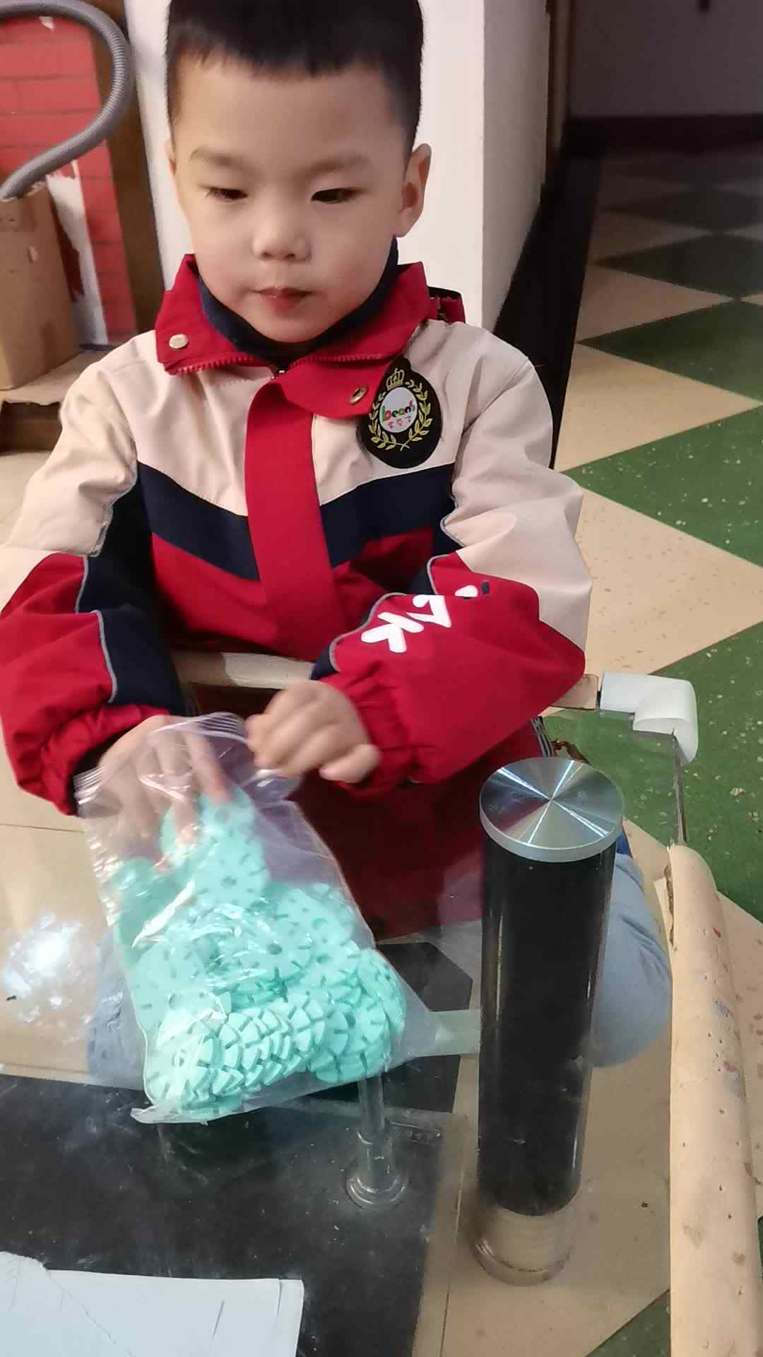 VID_20240108_194444.mp4