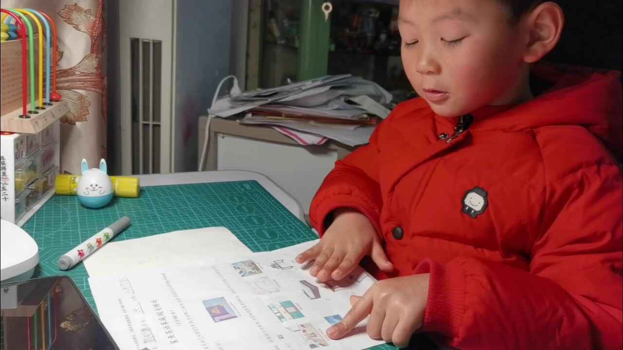 读单词living room等.mp4