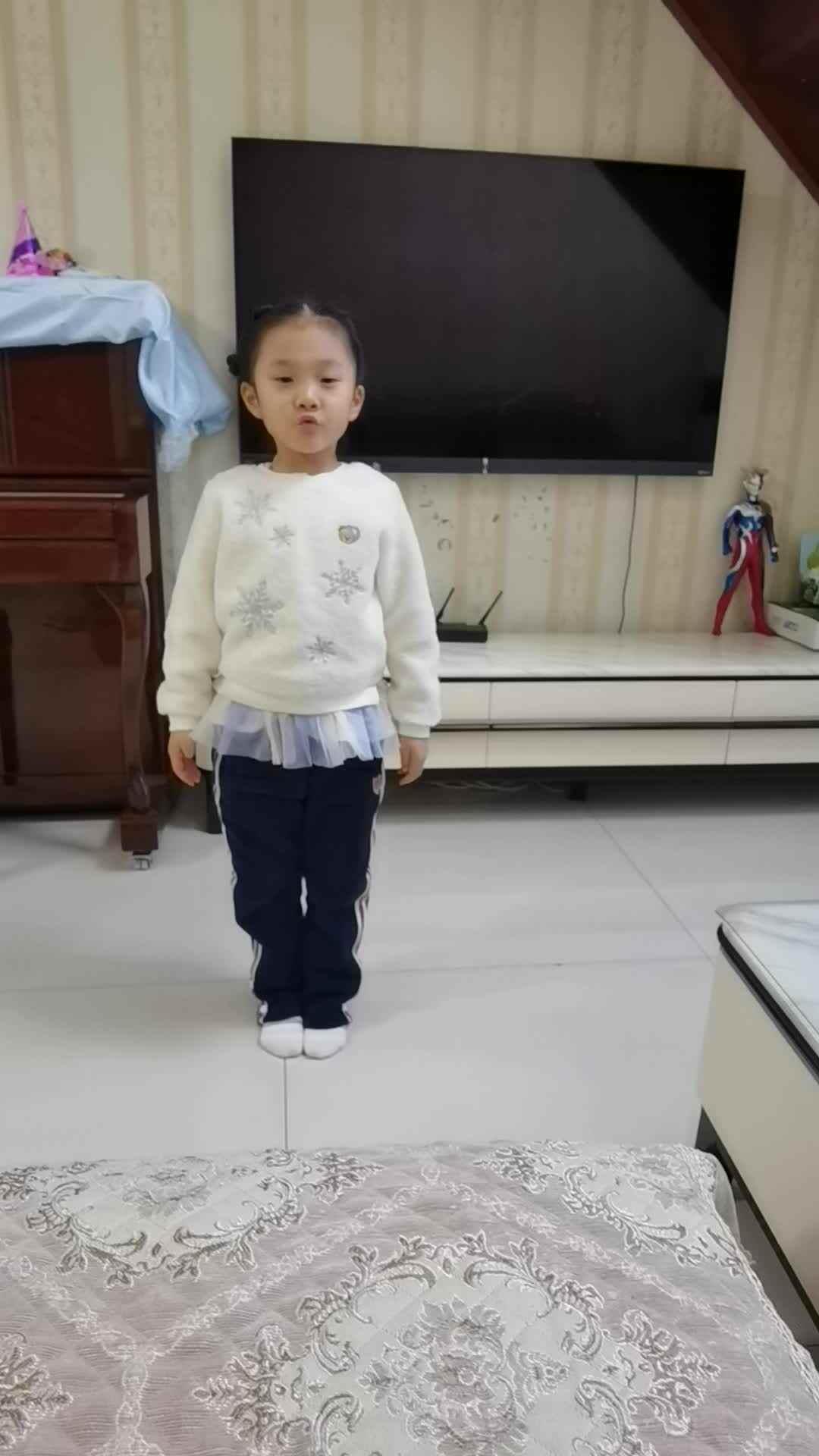 VID_20240122_背诵古诗《元日》.mp4
