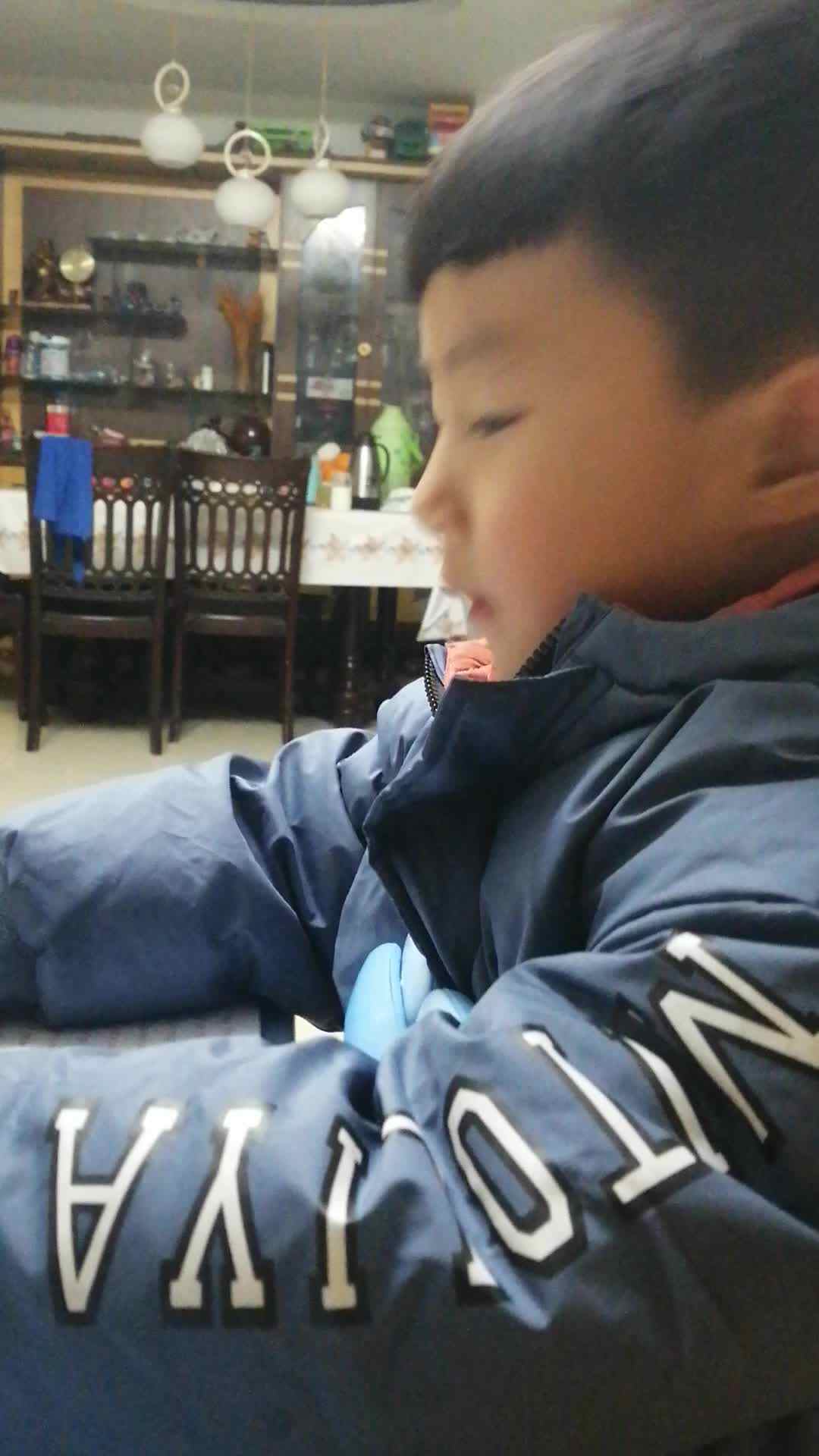 VID_20240117_211459.mp4