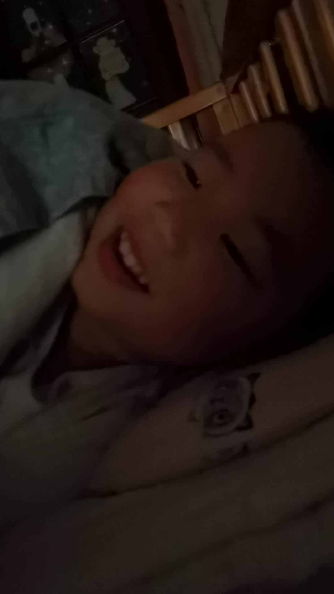 VID_20240103_221420.mp4