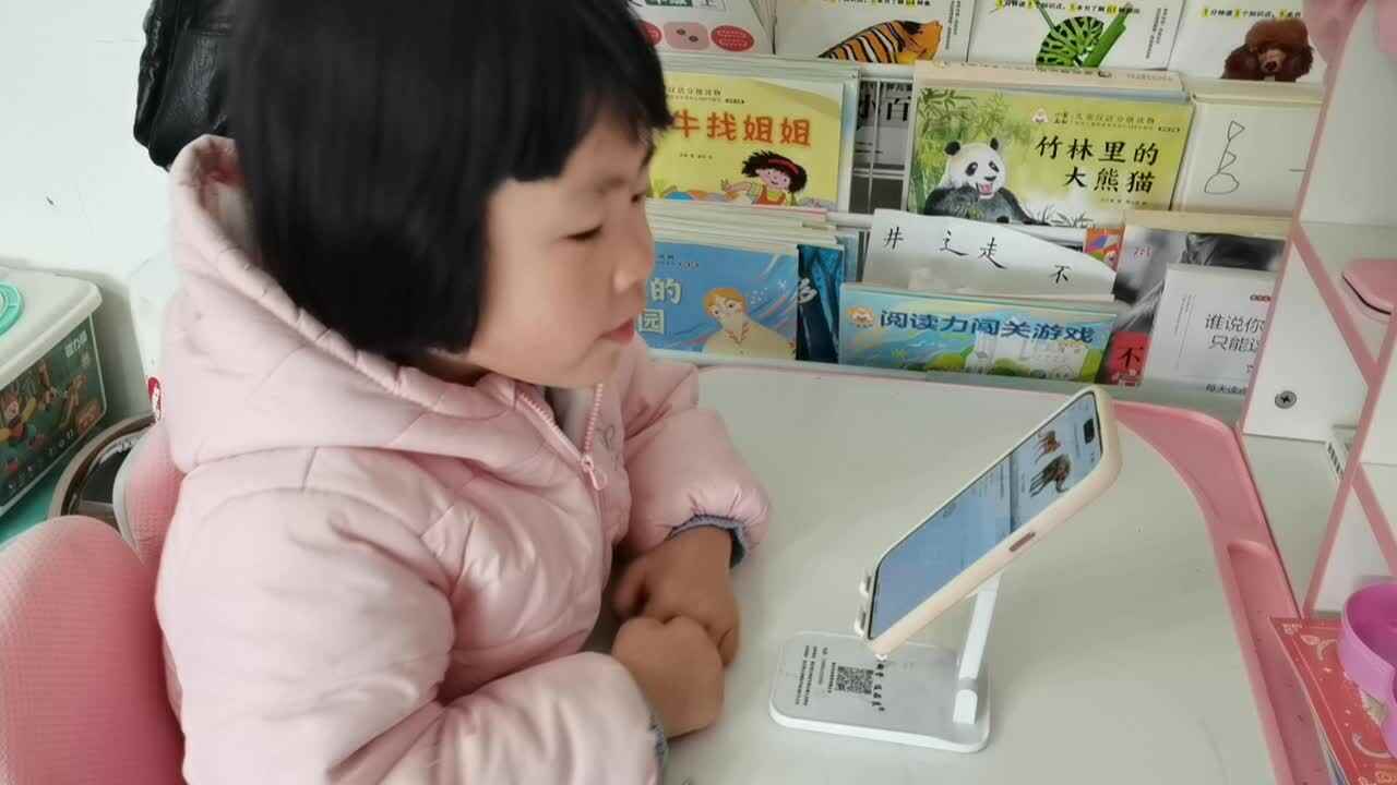 观看视频《Comparatives 朗读示范》.mp4