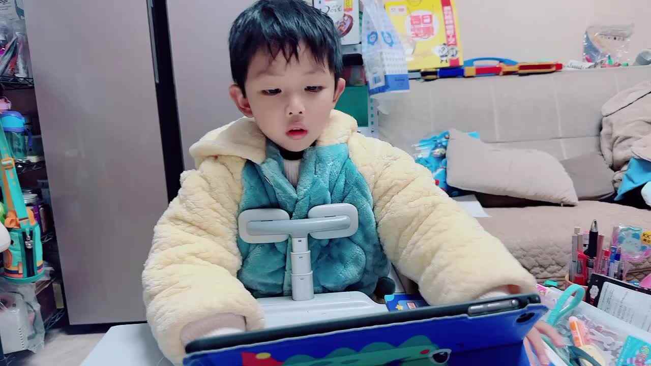 2024.1.1观看视频《B》.MOV