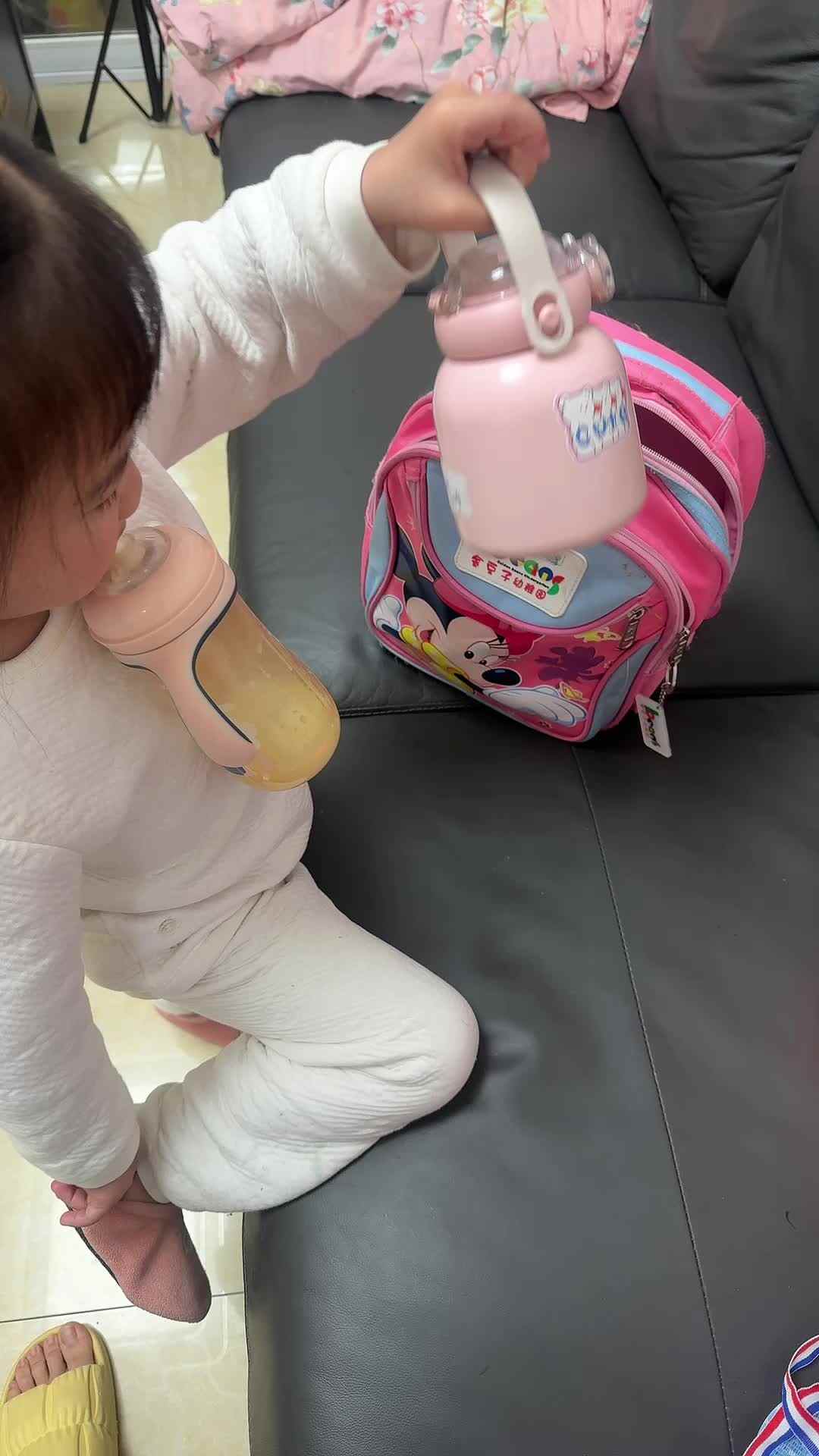 中B班 李曦蕊 练习整理书包