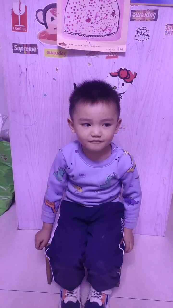 练习坐姿，站姿