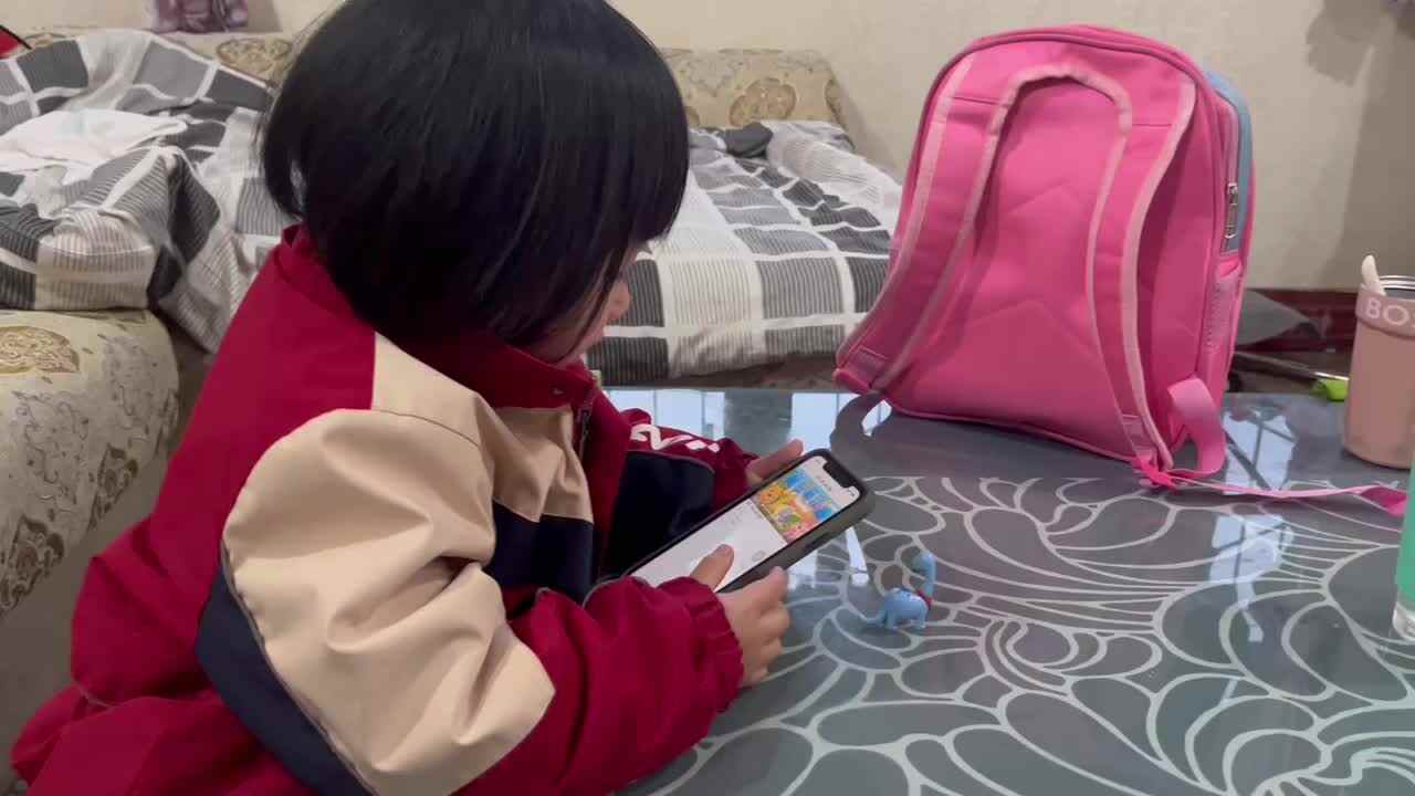 小A班2024.2.26张艺涵《我上幼儿园》.MOV