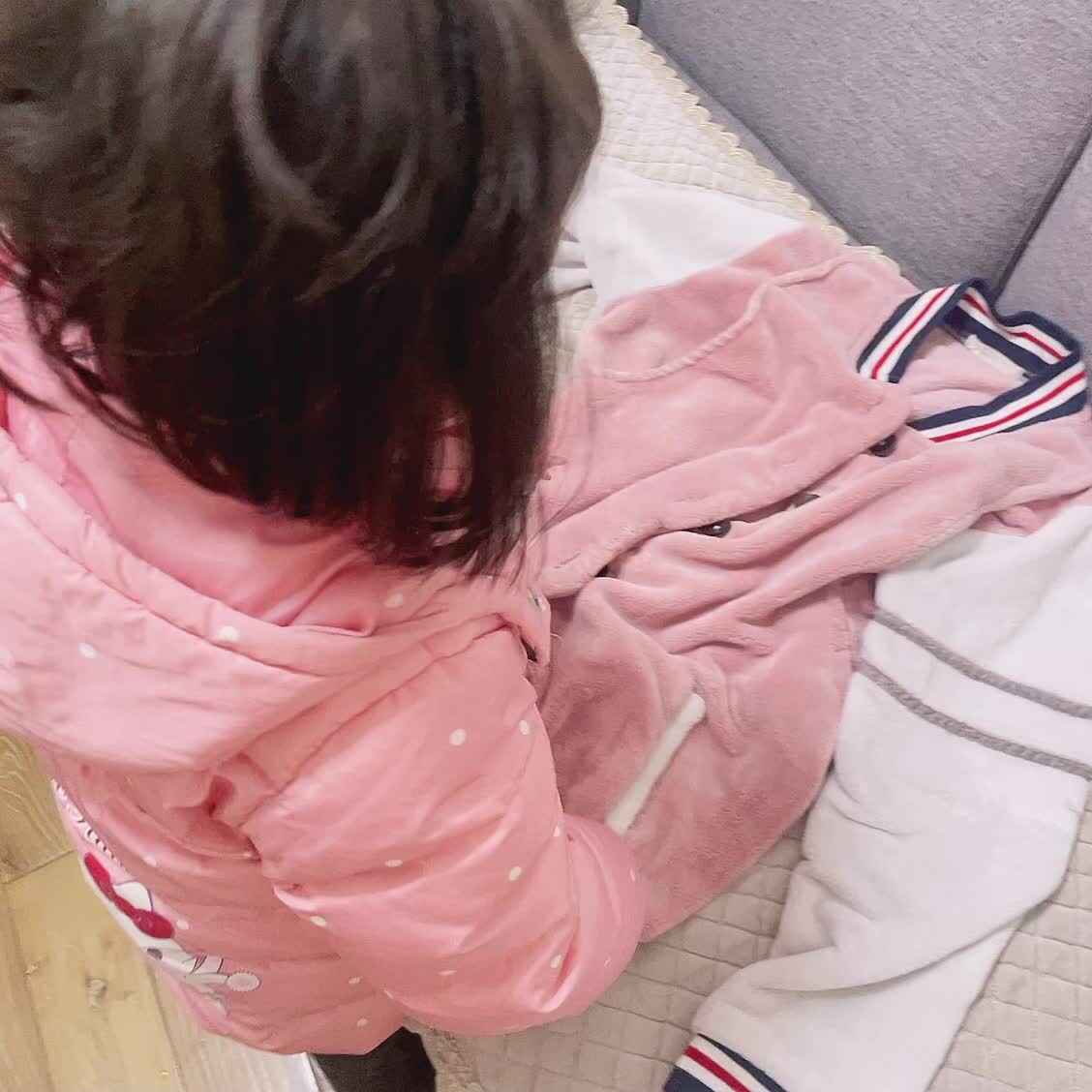 大B班蒲依诺2024.2.27日(练习解扣子和扣扣子).mp4